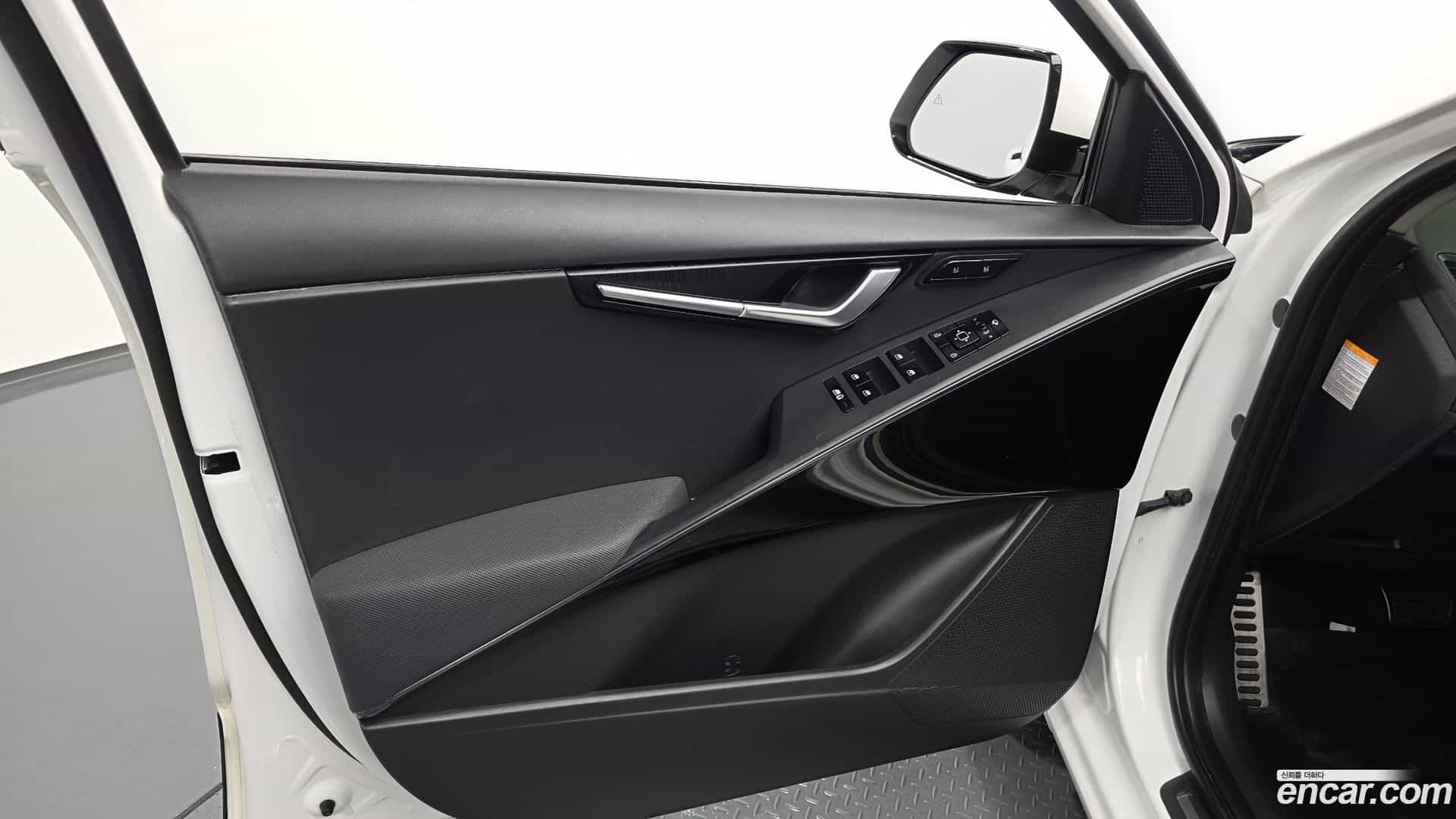 Niro Kia 2022.5-INNER-034
