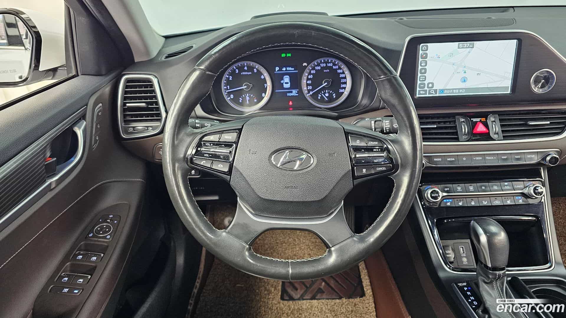 Grandeur Hyundai 2017.9-OPTION-017