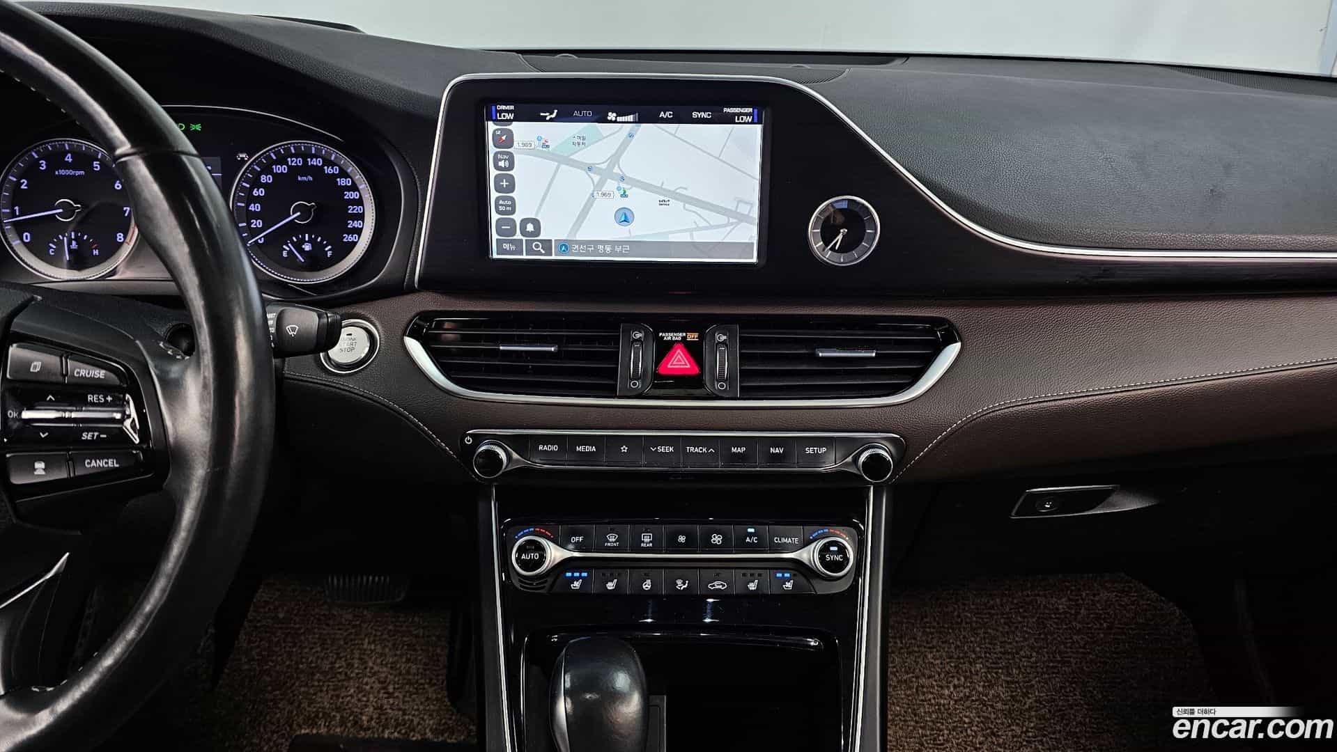 Grandeur Hyundai 2017.9-OPTION-018