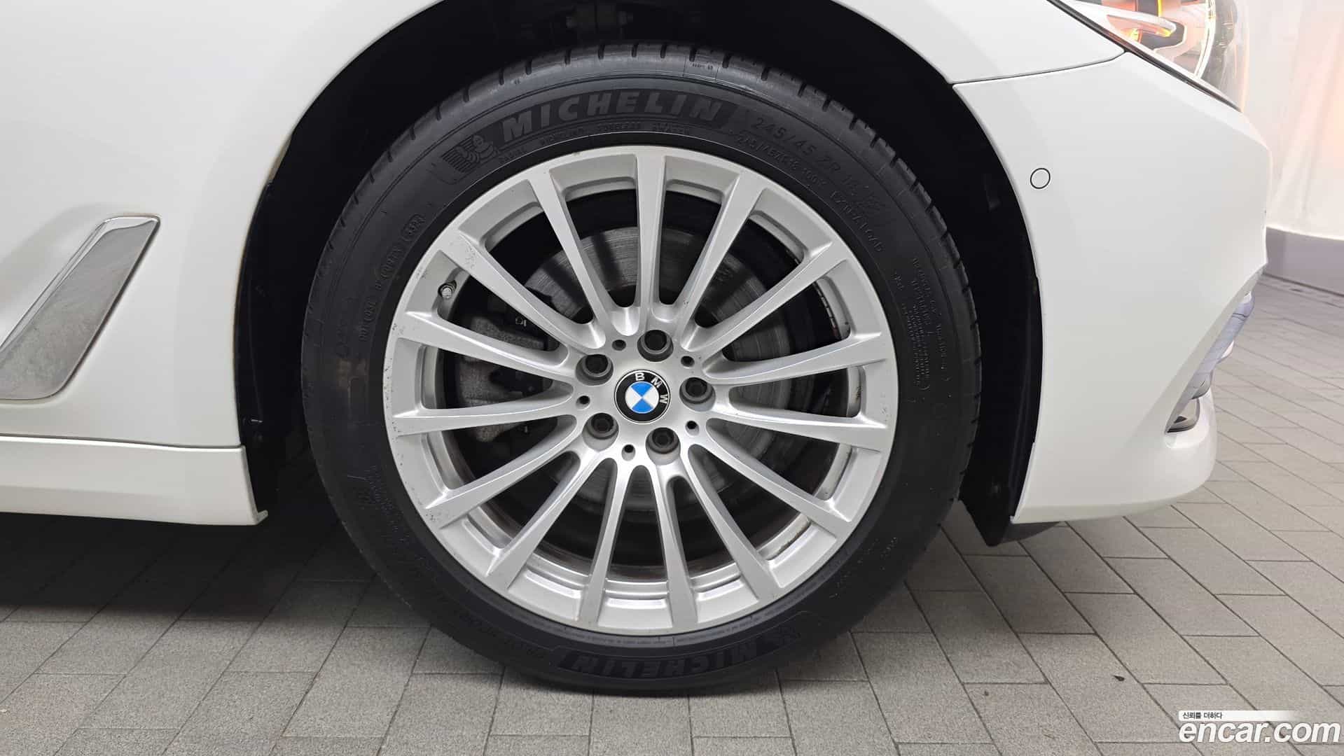 5-Series BMW 2020.4-OUTER-031