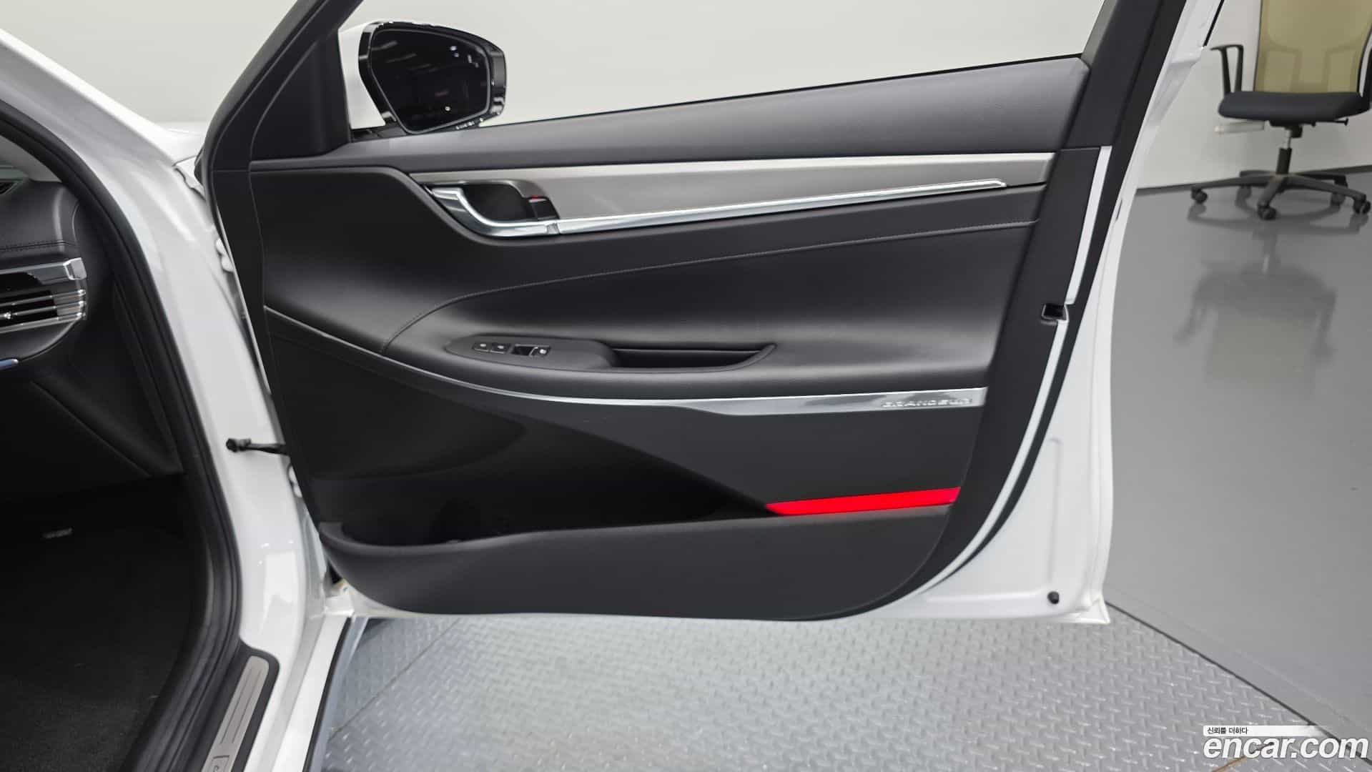 Grandeur Hyundai 2021.2-INNER-035