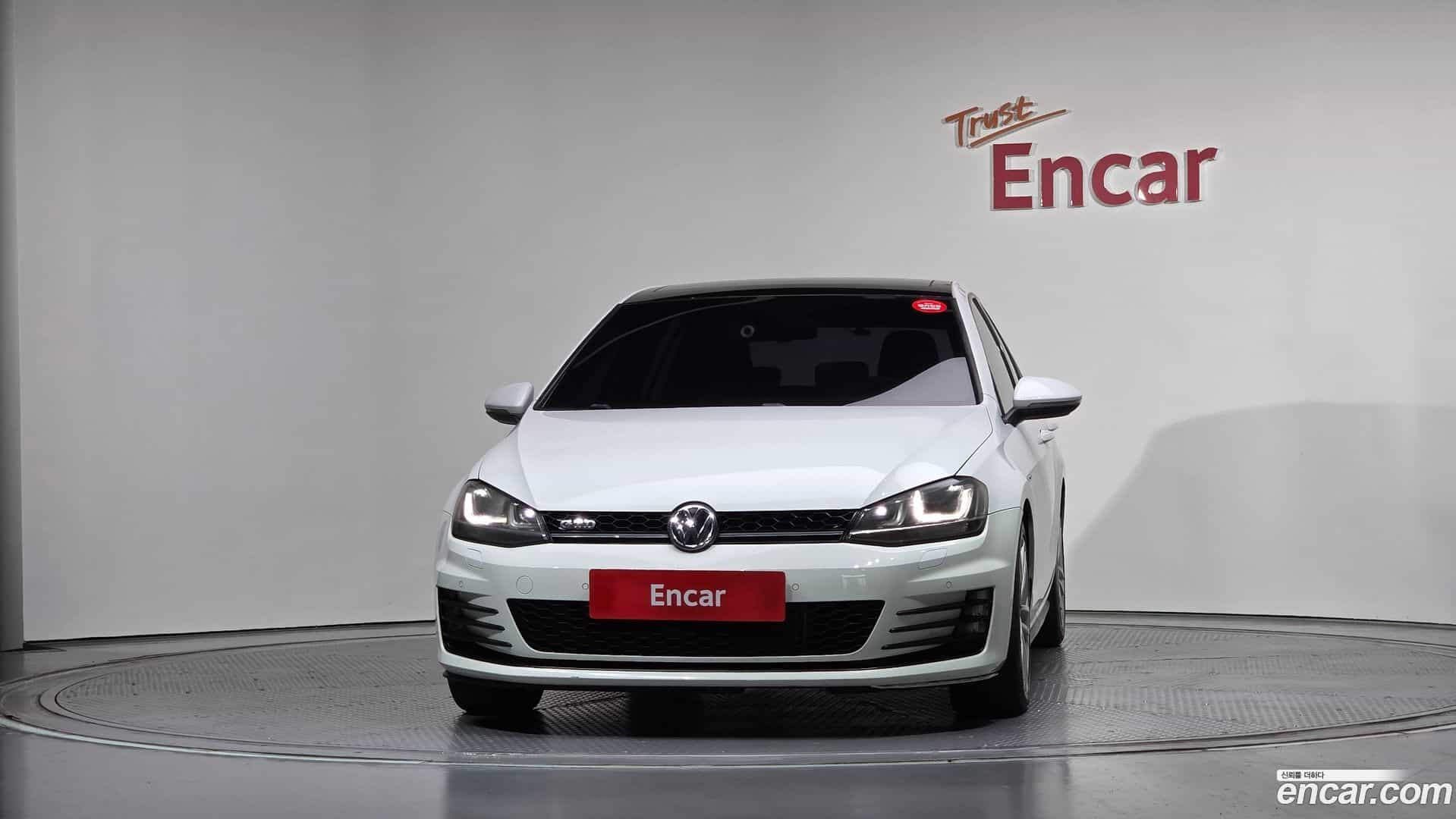 Golf Volkswagen 2014.9-OUTER-003