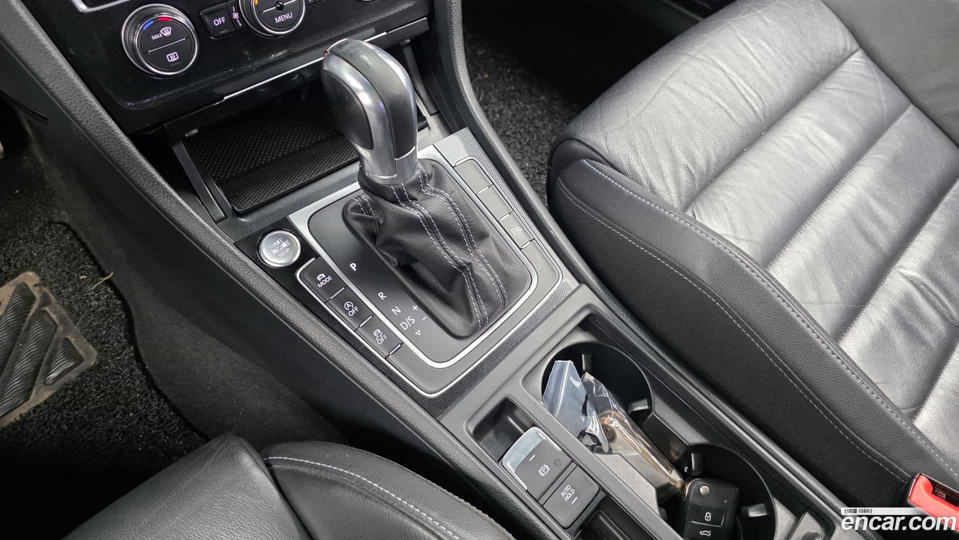 Golf Volkswagen 2014.9-INNER-009