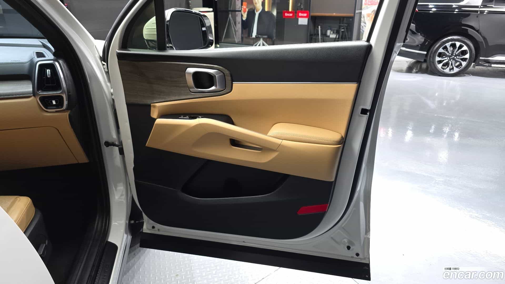 Sorento Kia 2021.5-INNER-035