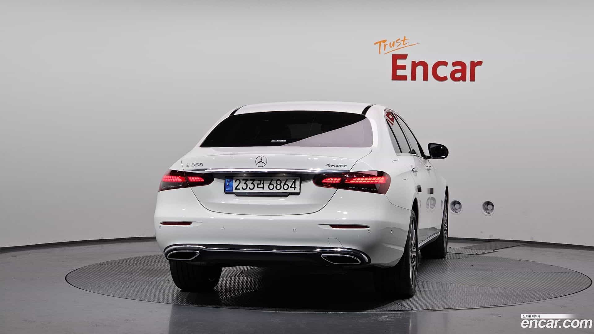 E-Class Mercedes-Benz 2022.10-OUTER-004
