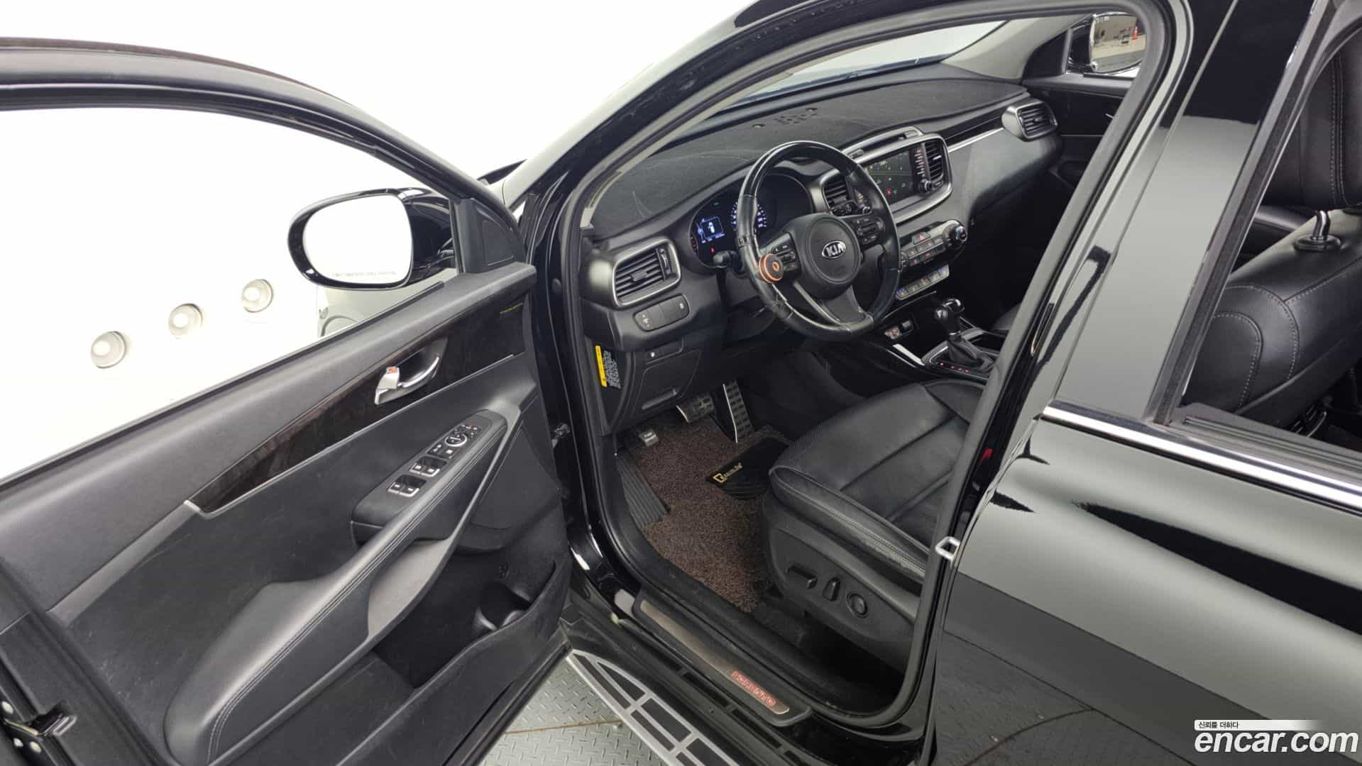 Sorento Kia 2017.7-INNER-010