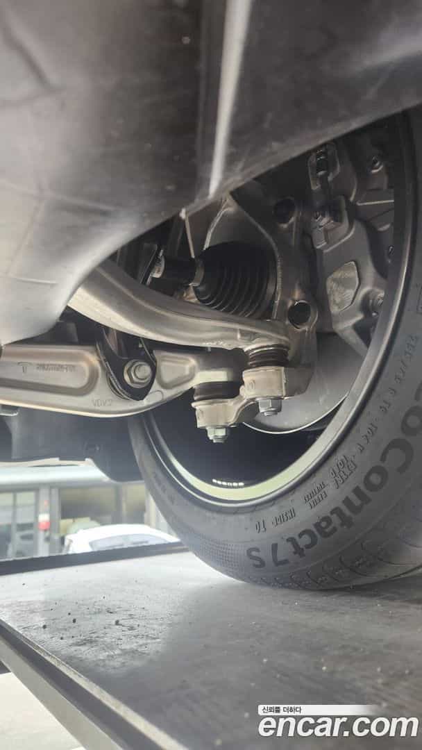 Model Y Tesla 2026.5-OPTION-051
