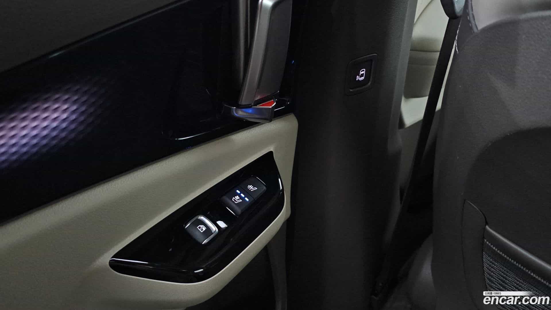 Canival Kia 2021.4-OPTION-043