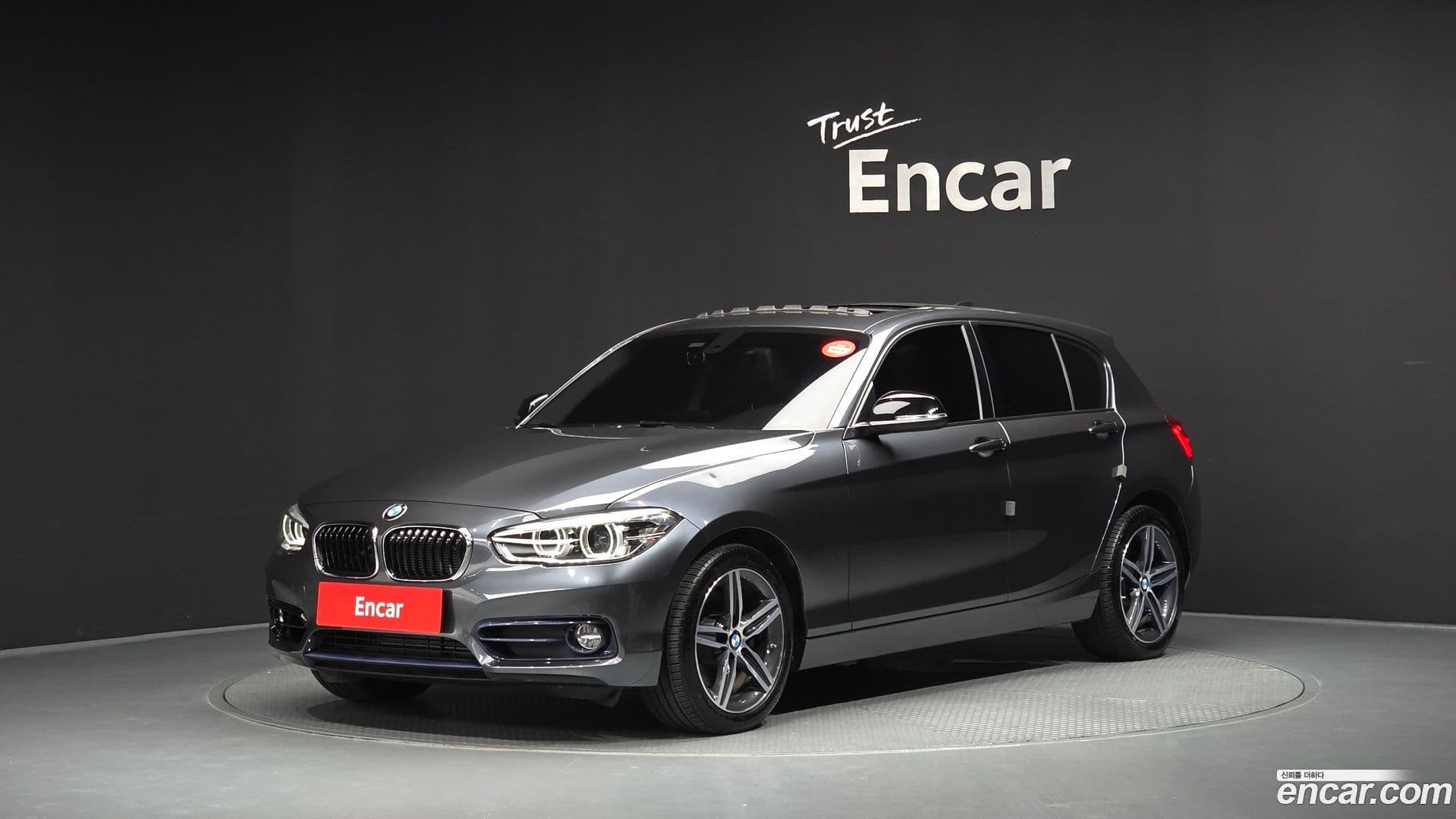 Main__Slider__Photo:1-Series BMW 2019.5-0