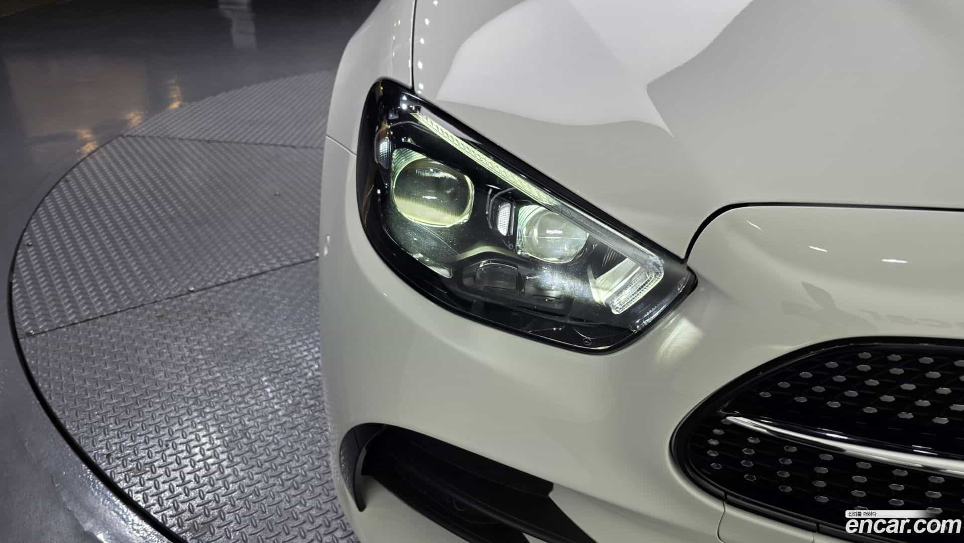 E-Class Mercedes-Benz 2023.10-OUTER-032
