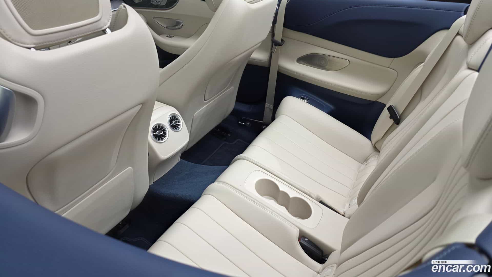 E-Class Mercedes-Benz 2023.10-INNER-036