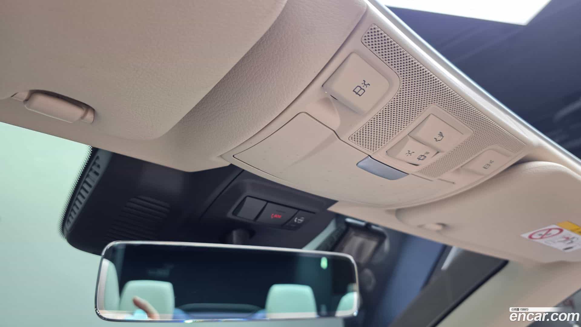 E-Class Mercedes-Benz 2023.10-OPTION-041