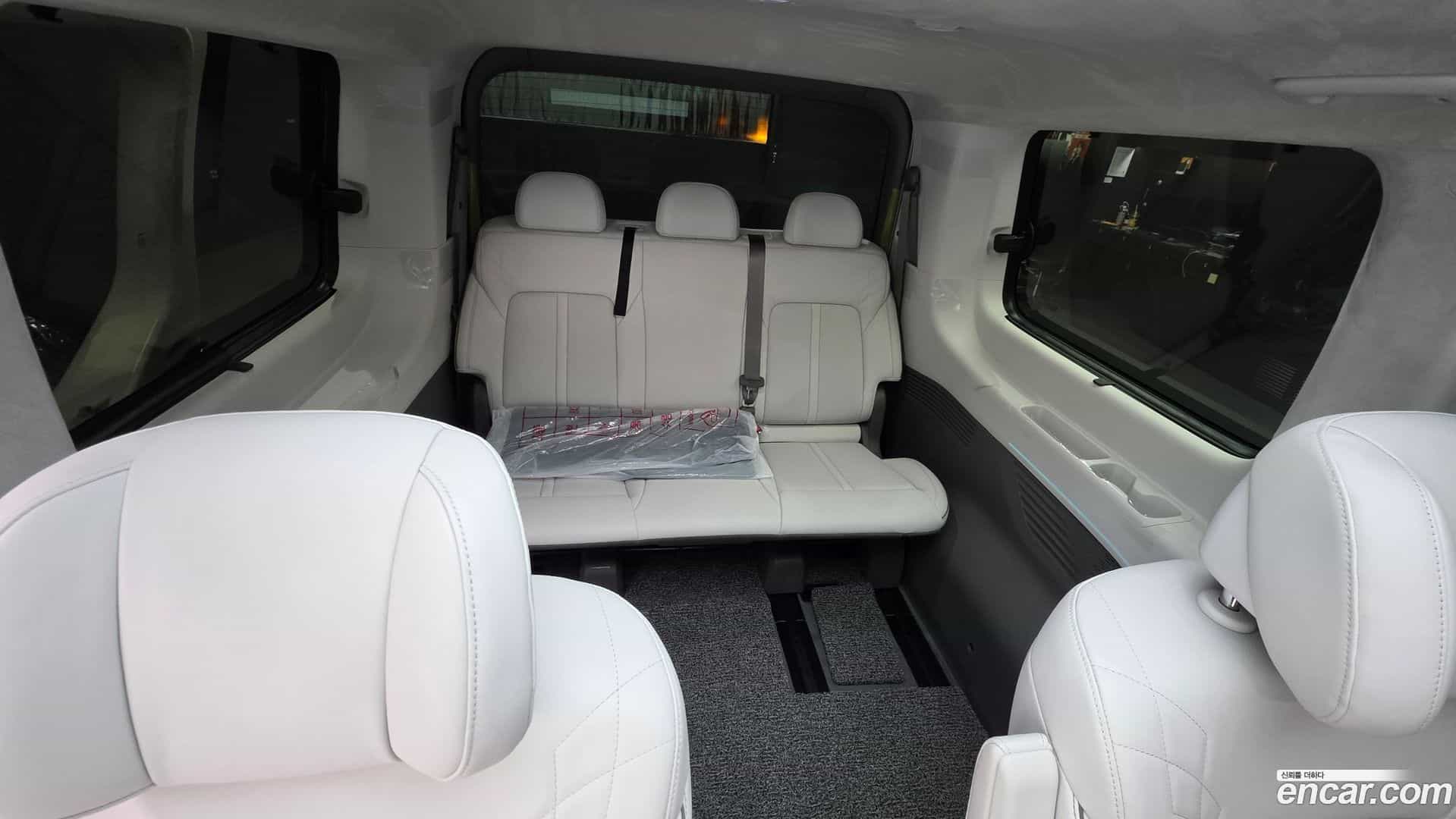 Staria Hyundai 2024.5-OPTION-016