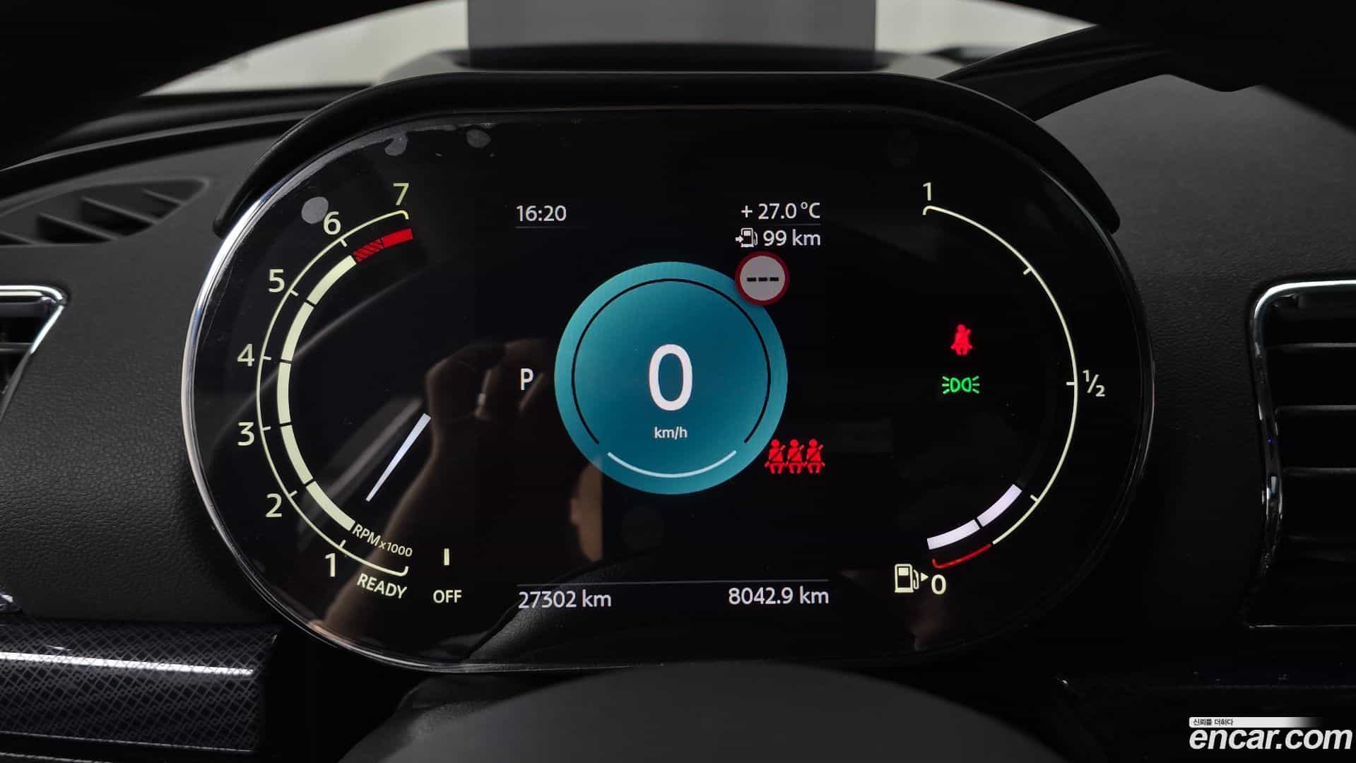 Clubman Mini 2022.5-INNER-008
