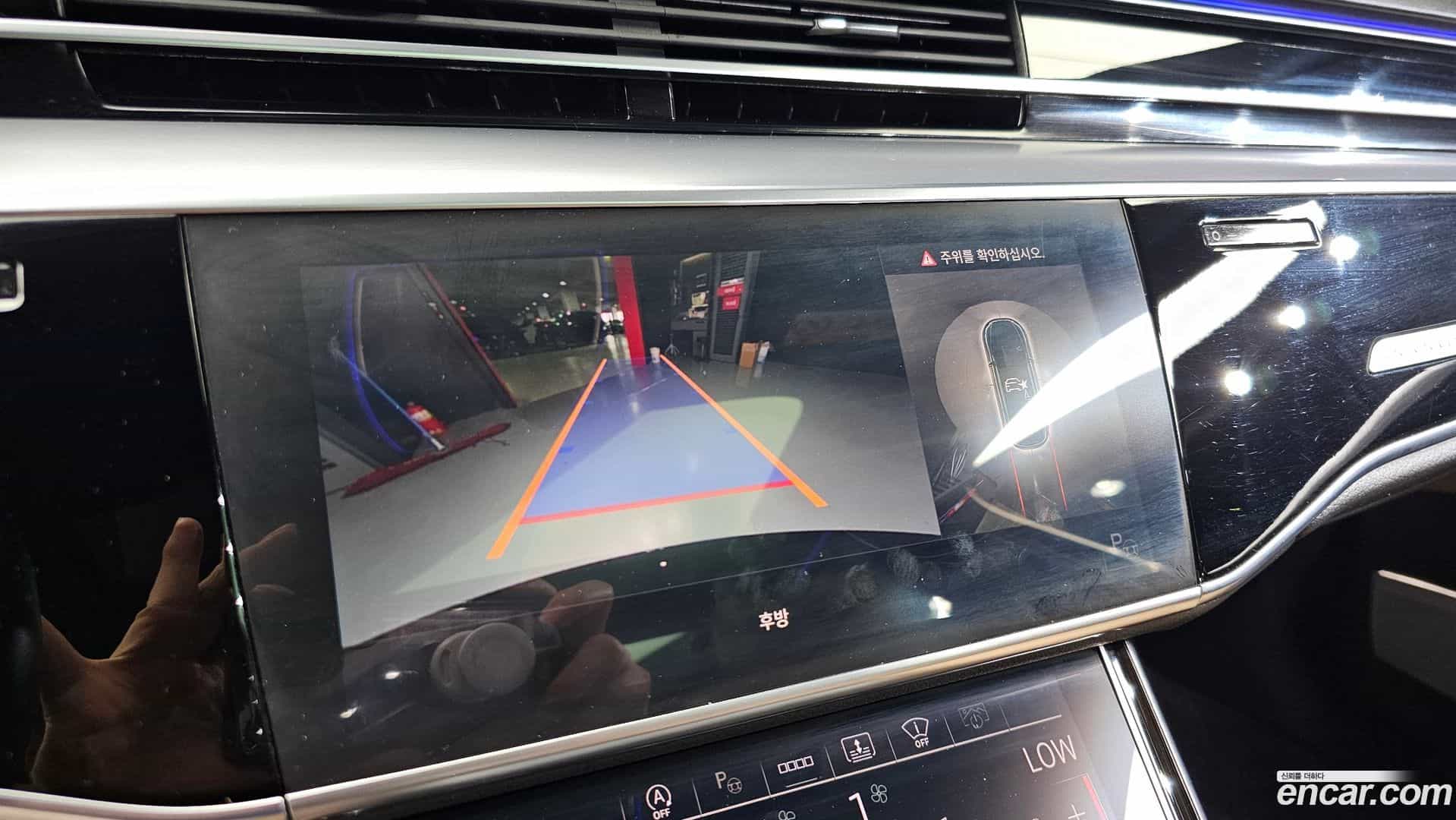 A8 Audi 2021.11-OPTION-018