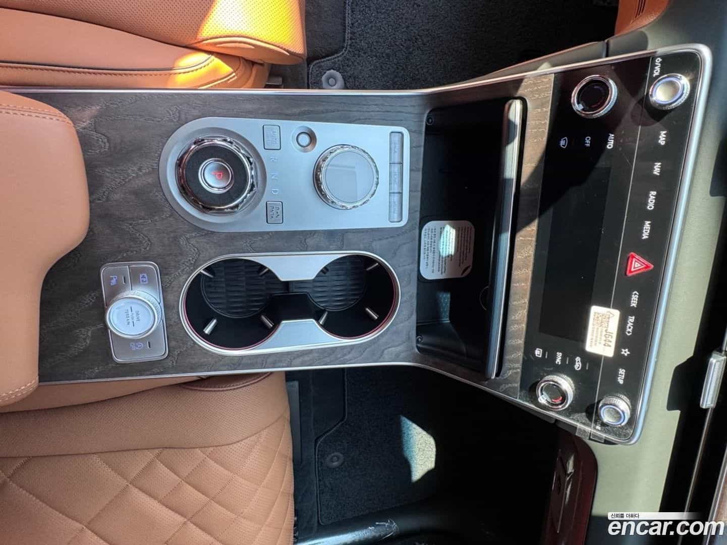 GV80 Genesis 2026.0-INNER-009