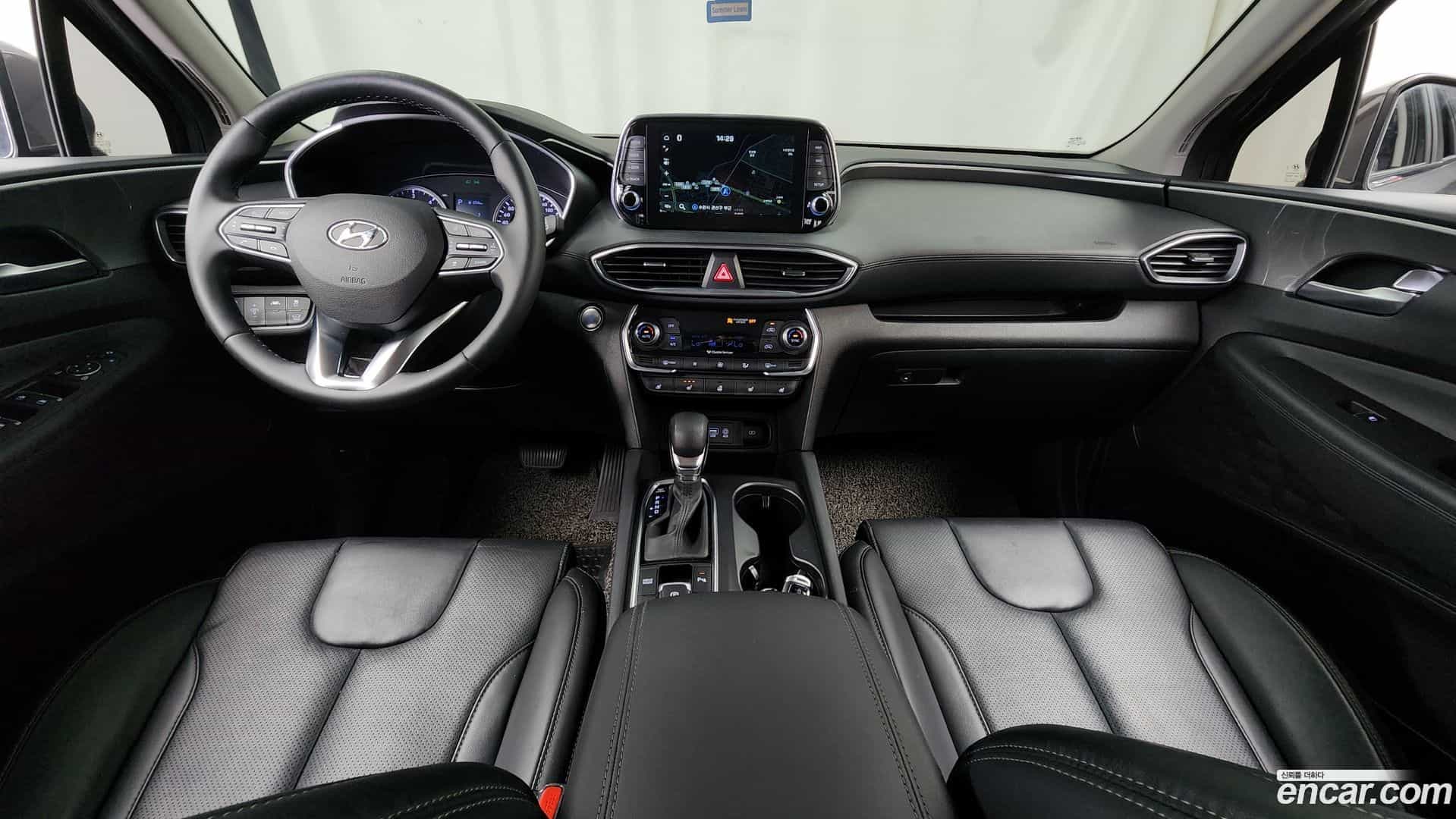 Santafe Hyundai 2019.5-INNER-007