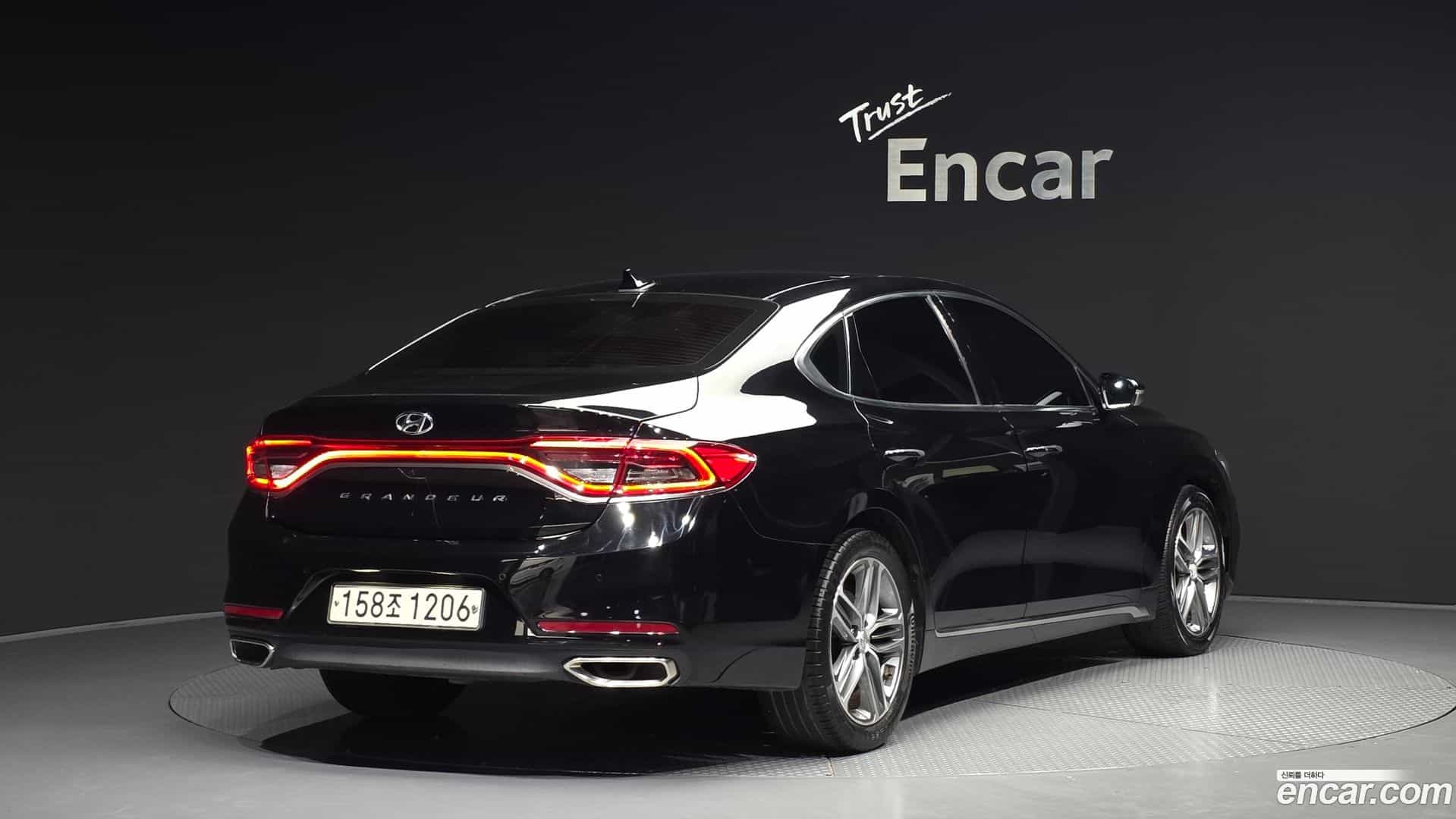 Grandeur Hyundai 2018.7-OUTER-002