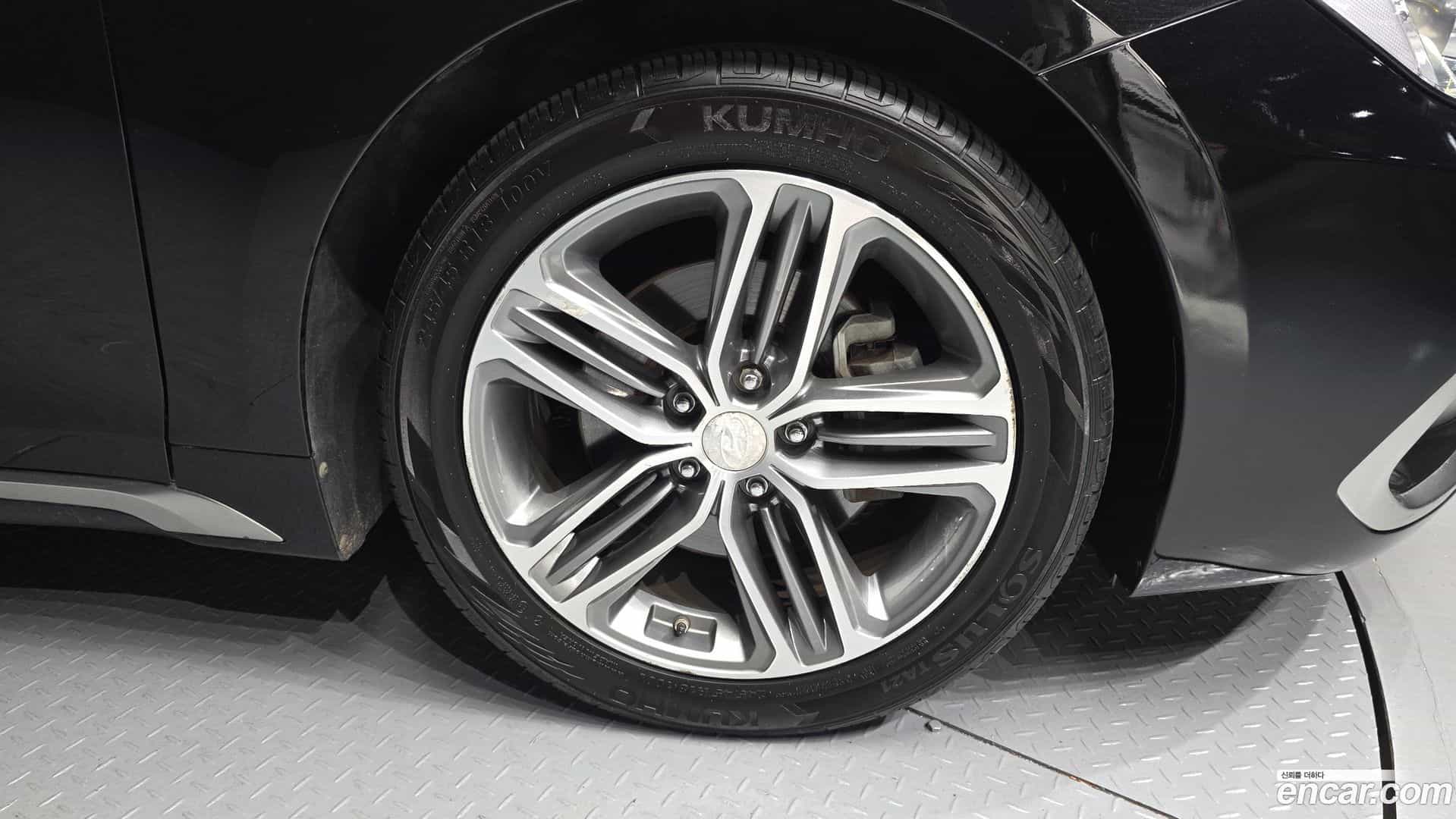 Grandeur Hyundai 2018.7-OUTER-031