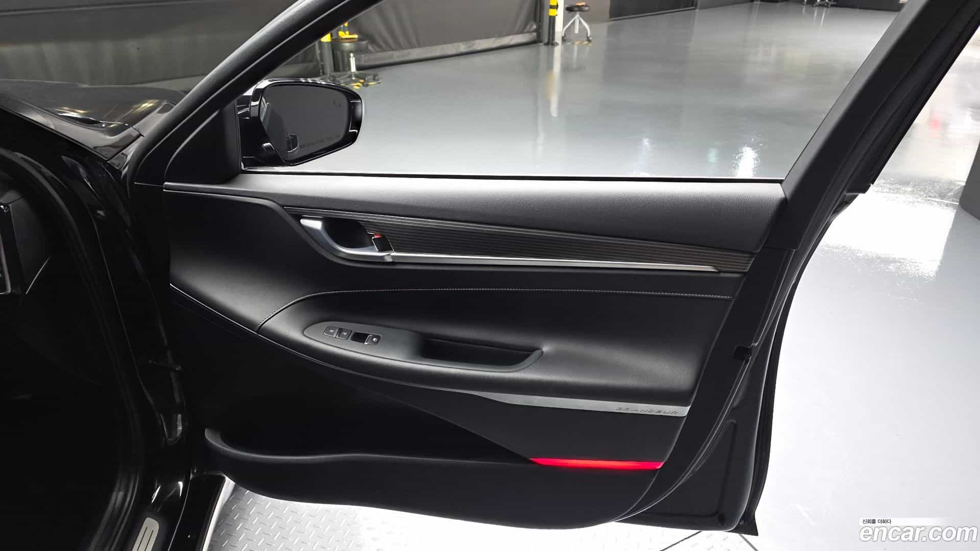Grandeur Hyundai 2018.7-INNER-034