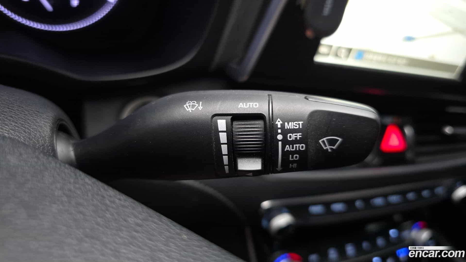 Grandeur Hyundai 2018.7-OPTION-041