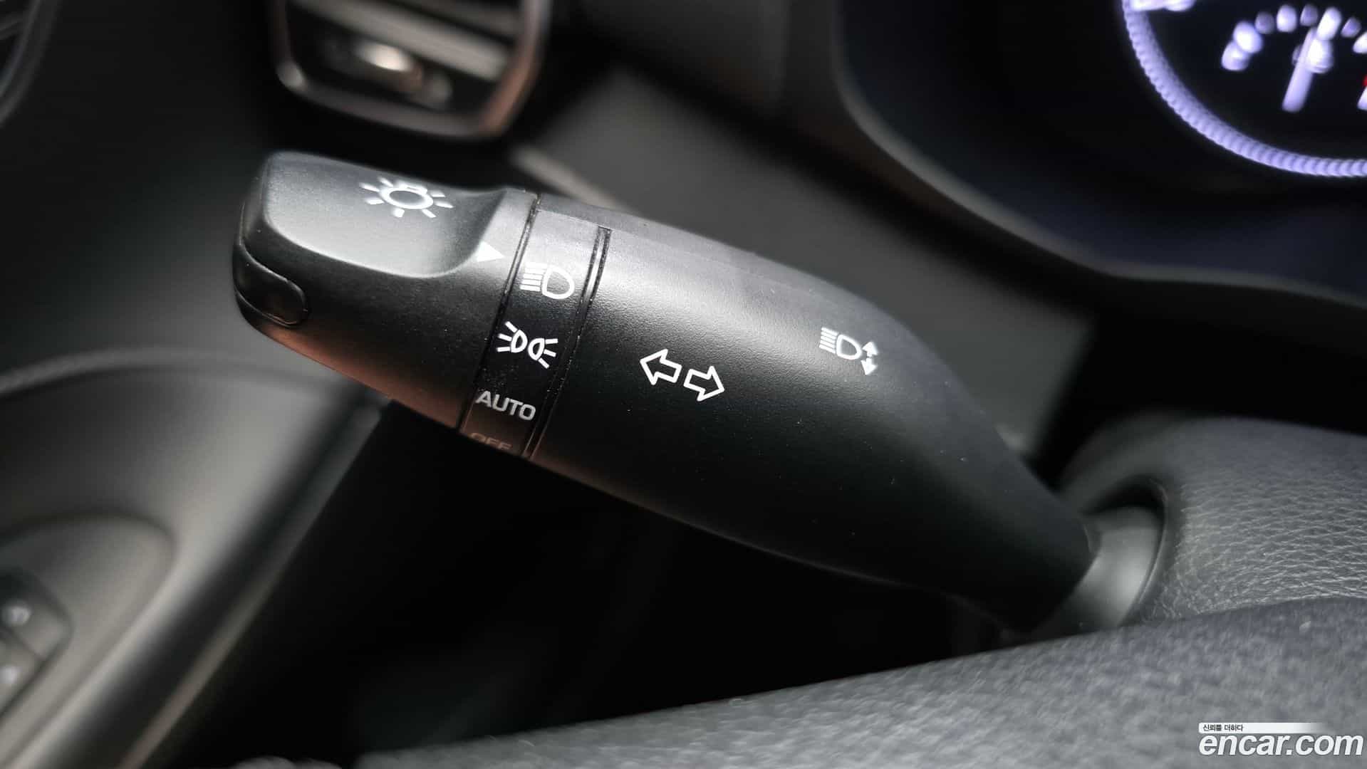 Grandeur Hyundai 2018.7-OPTION-042