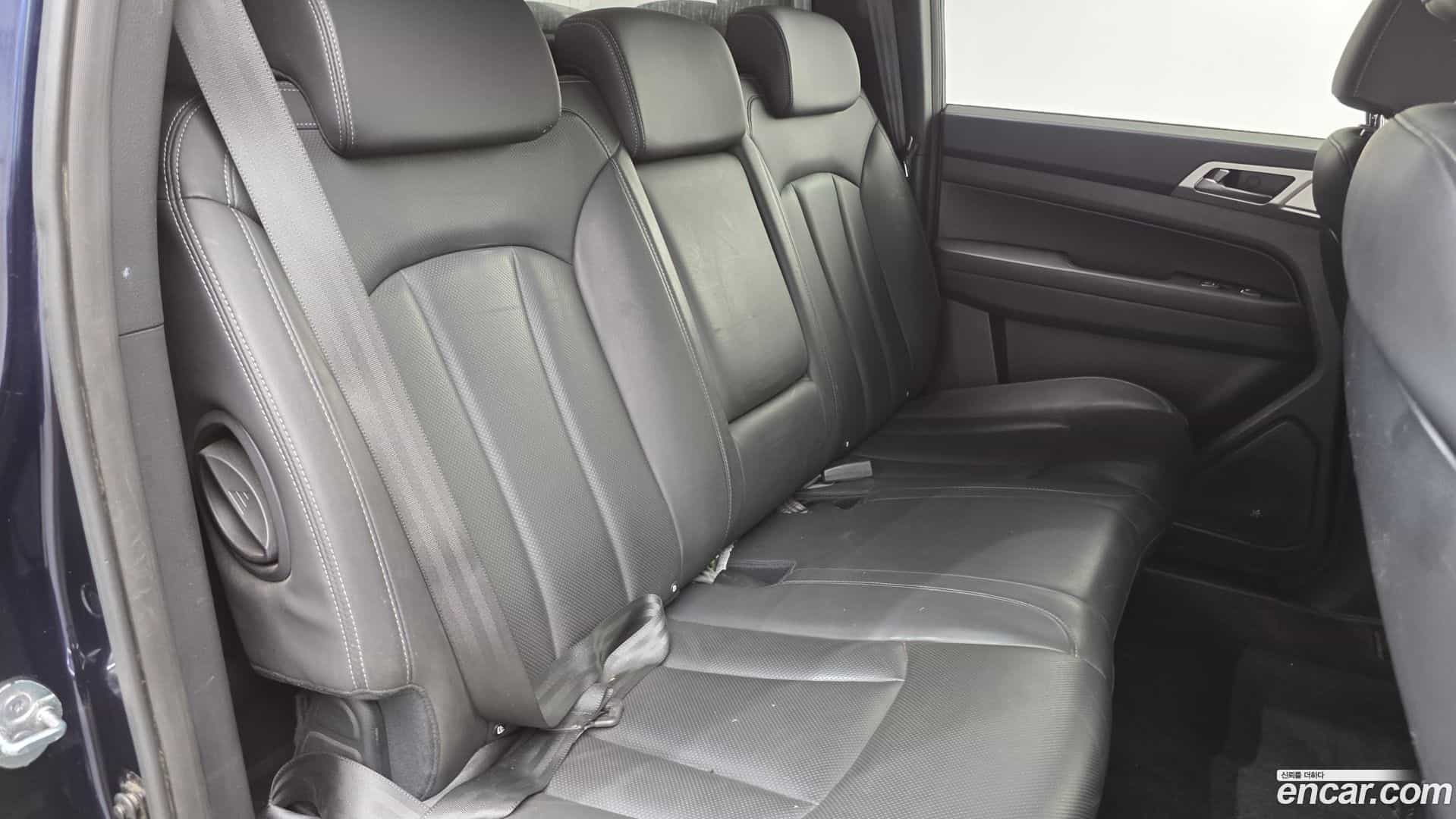 Rexton KG Mobility 2019.6-OPTION-016