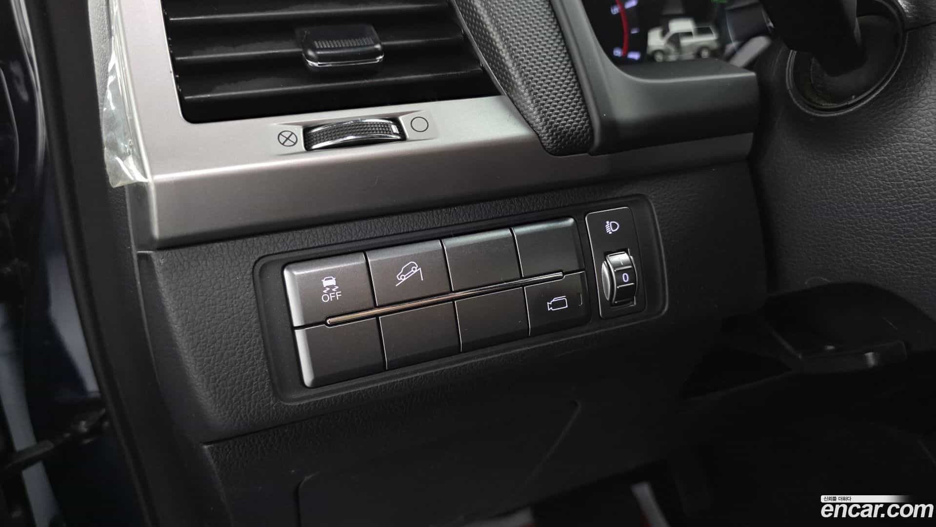 Rexton KG Mobility 2019.6-OPTION-020