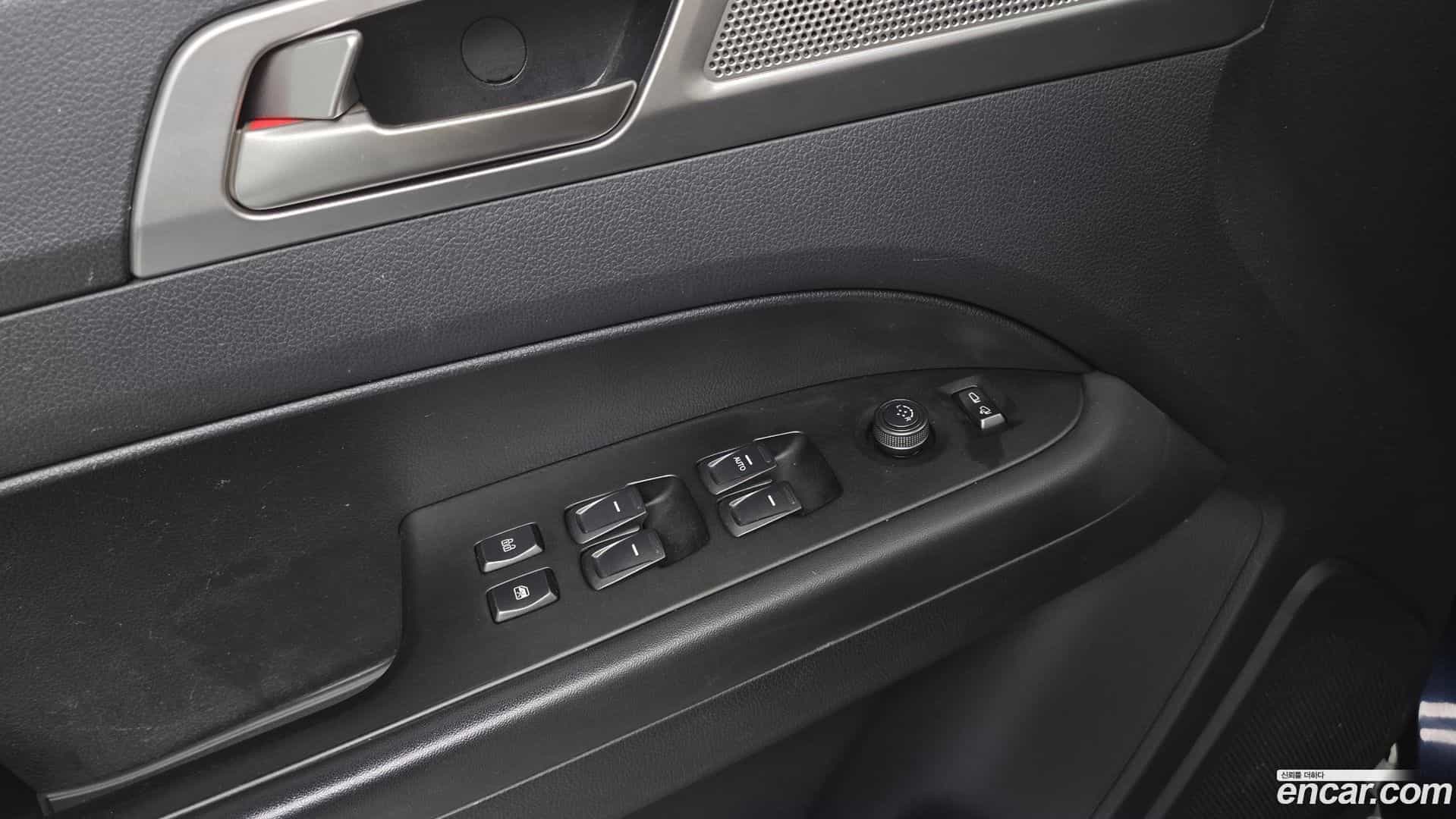 Rexton KG Mobility 2019.6-OPTION-022