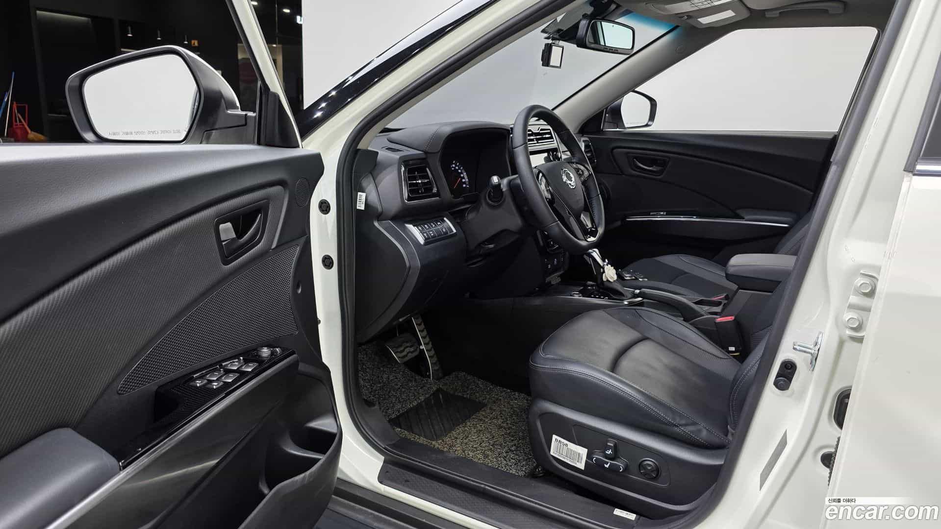 TIBOLI KG Mobility 2020.5-INNER-010