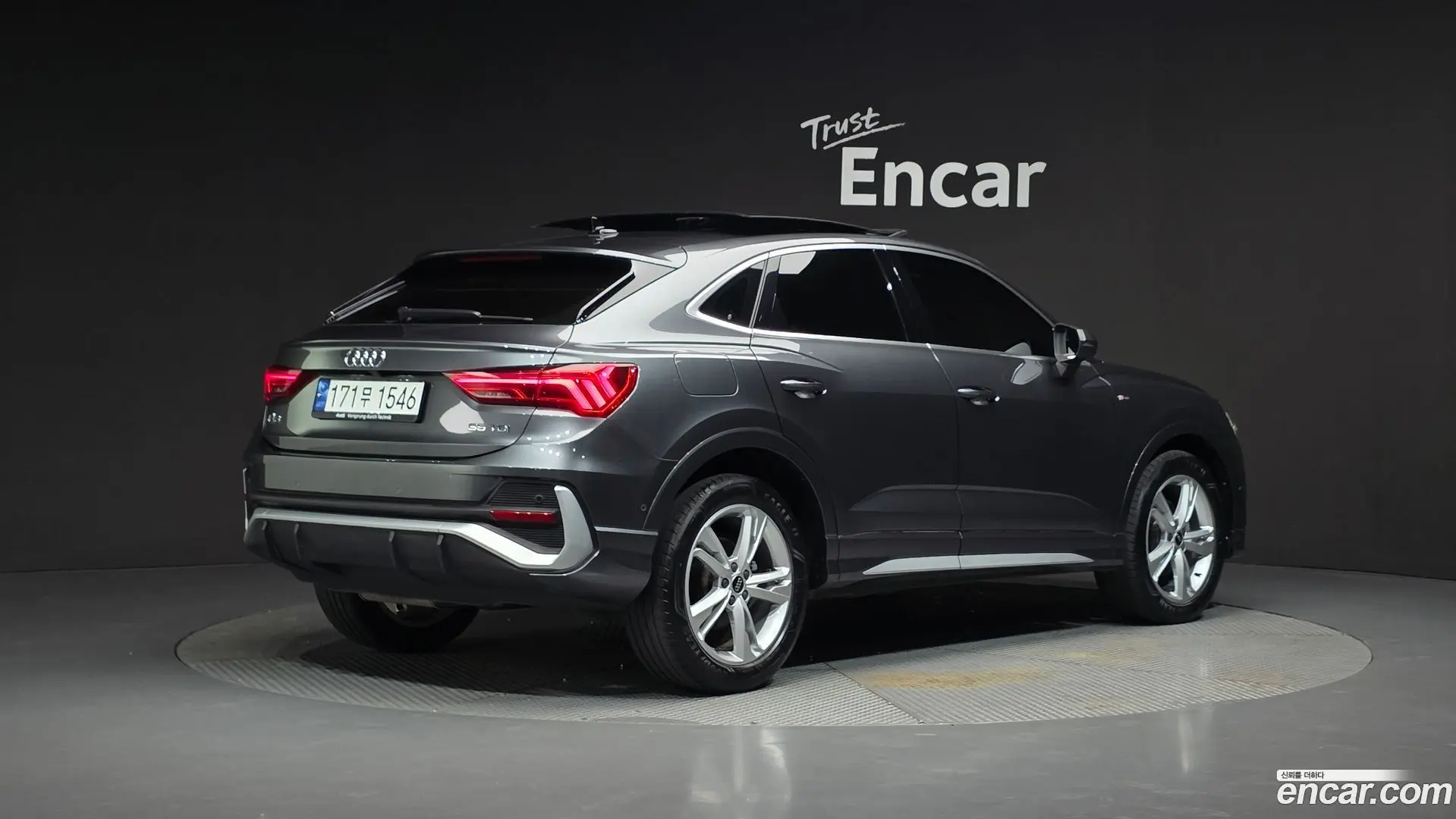 Main__Slider__Photo:Q3 Audi 2023.0-1
