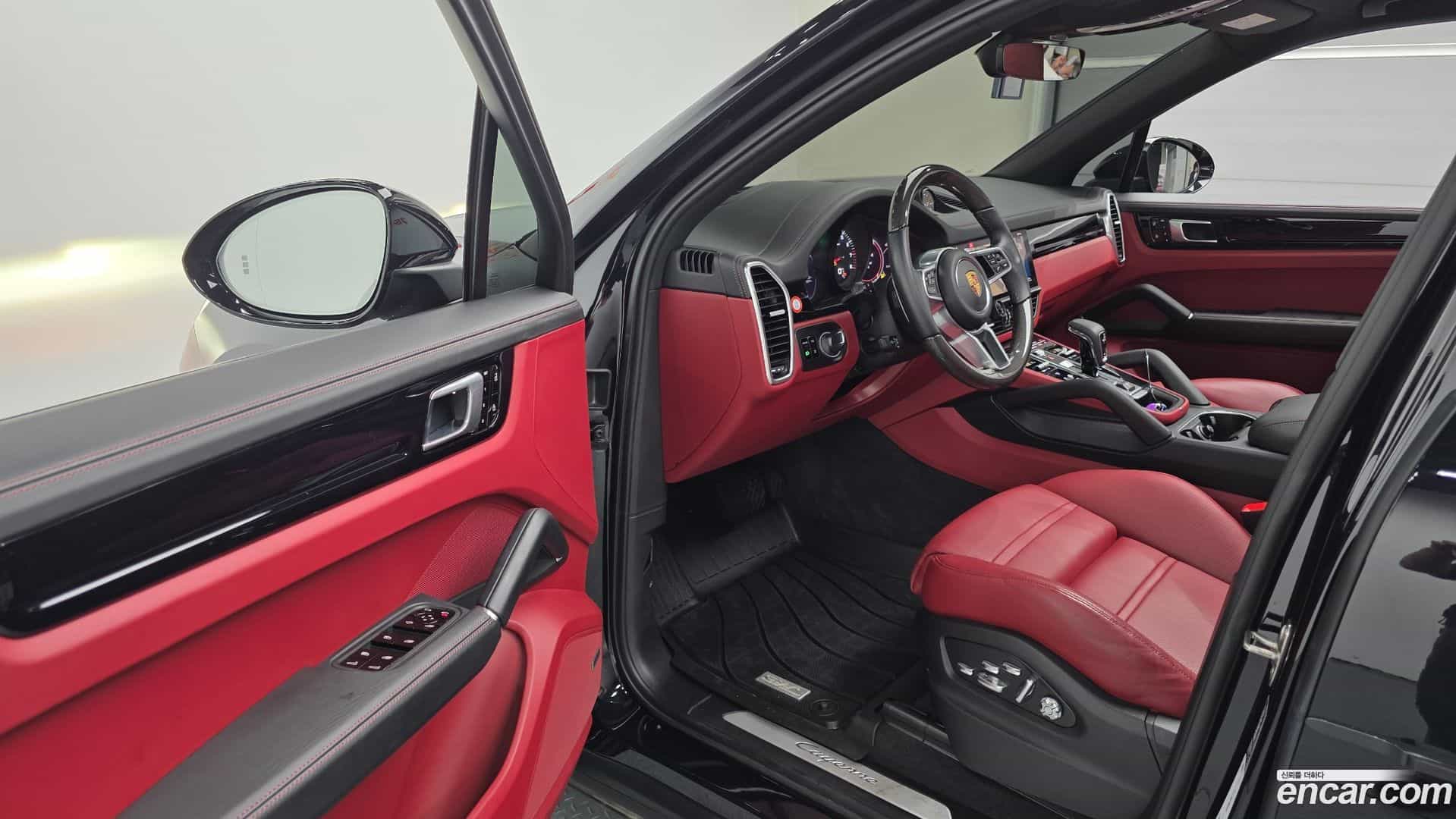 Cayenne Porsche 2021.3-INNER-010