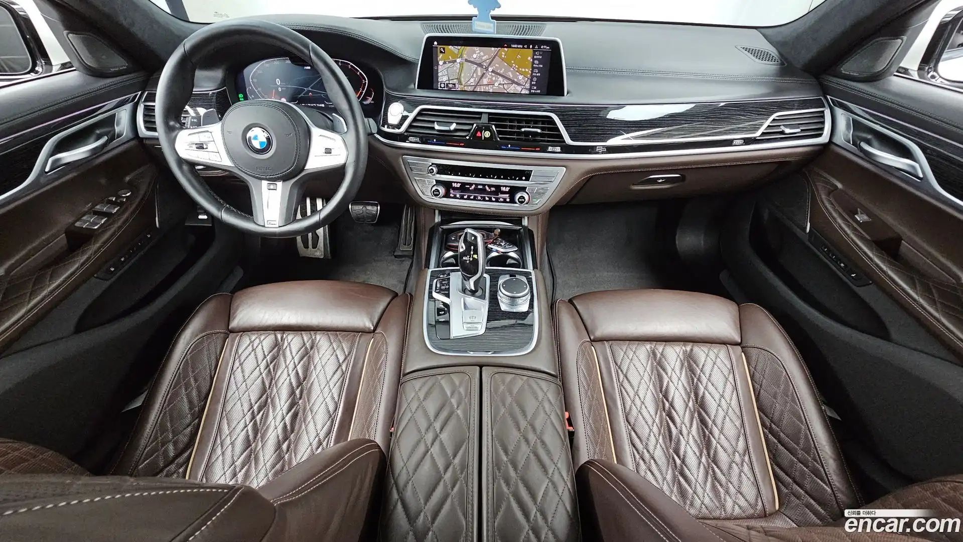 7-Series BMW 2021.0-INNER-007