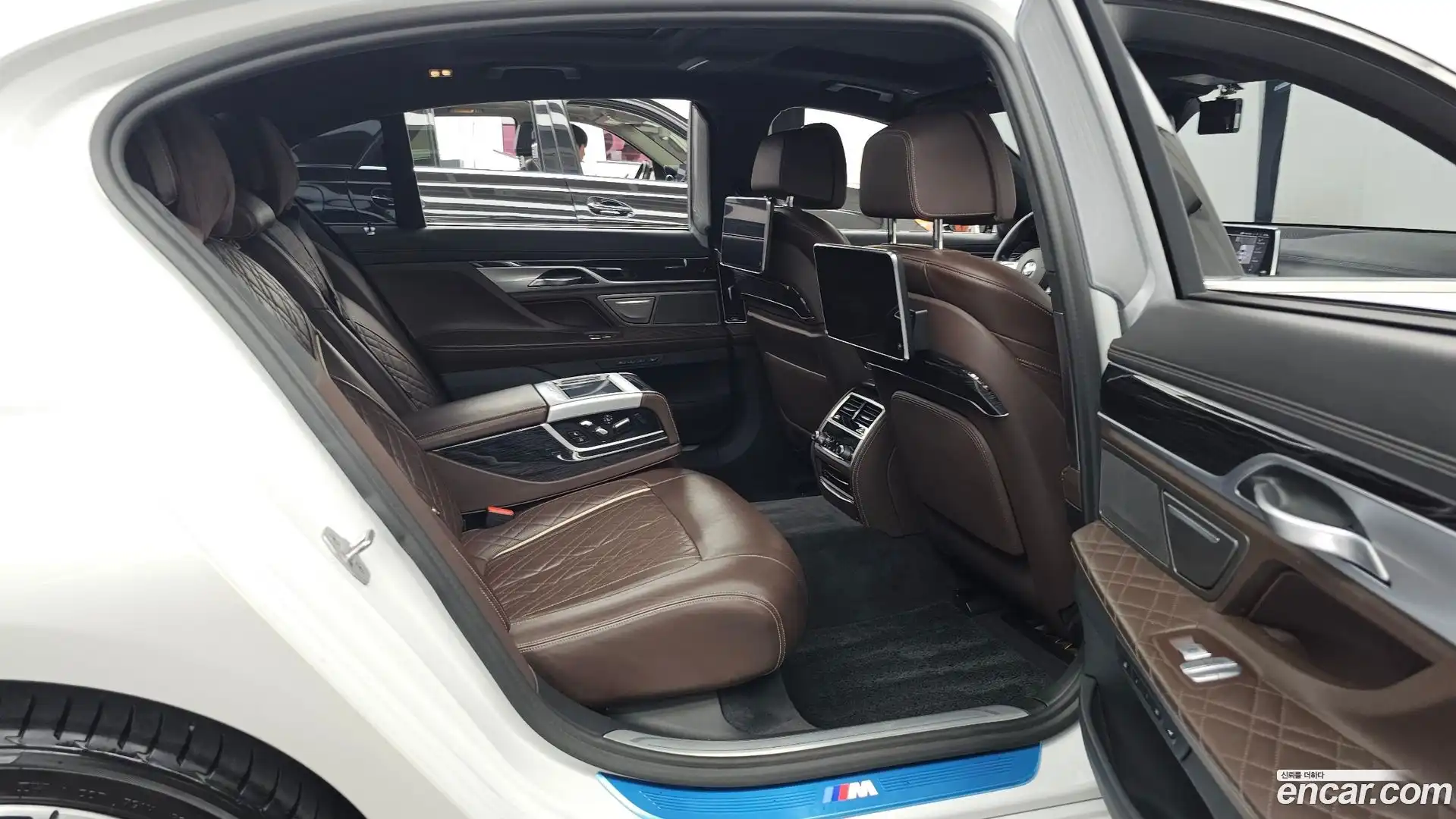 7-Series BMW 2021.0-OPTION-016