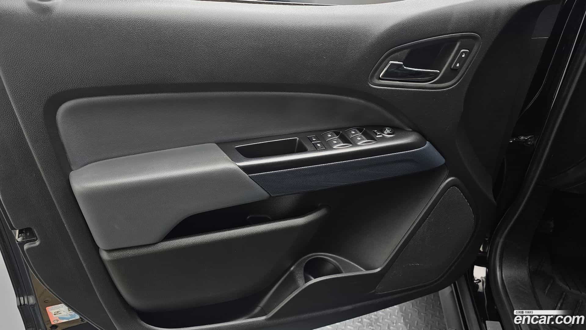 Colorado Chevrolet 2022.11-INNER-034