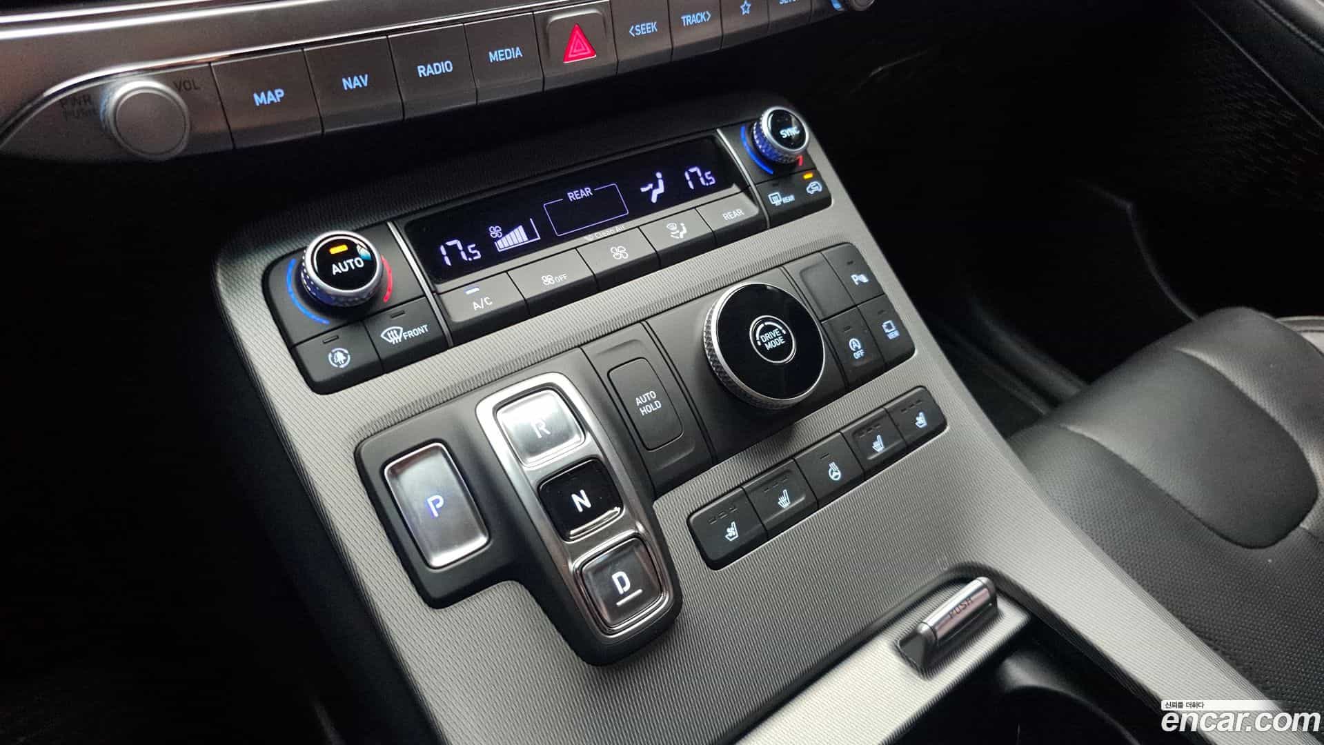 Palisade Hyundai 2022.2-INNER-009