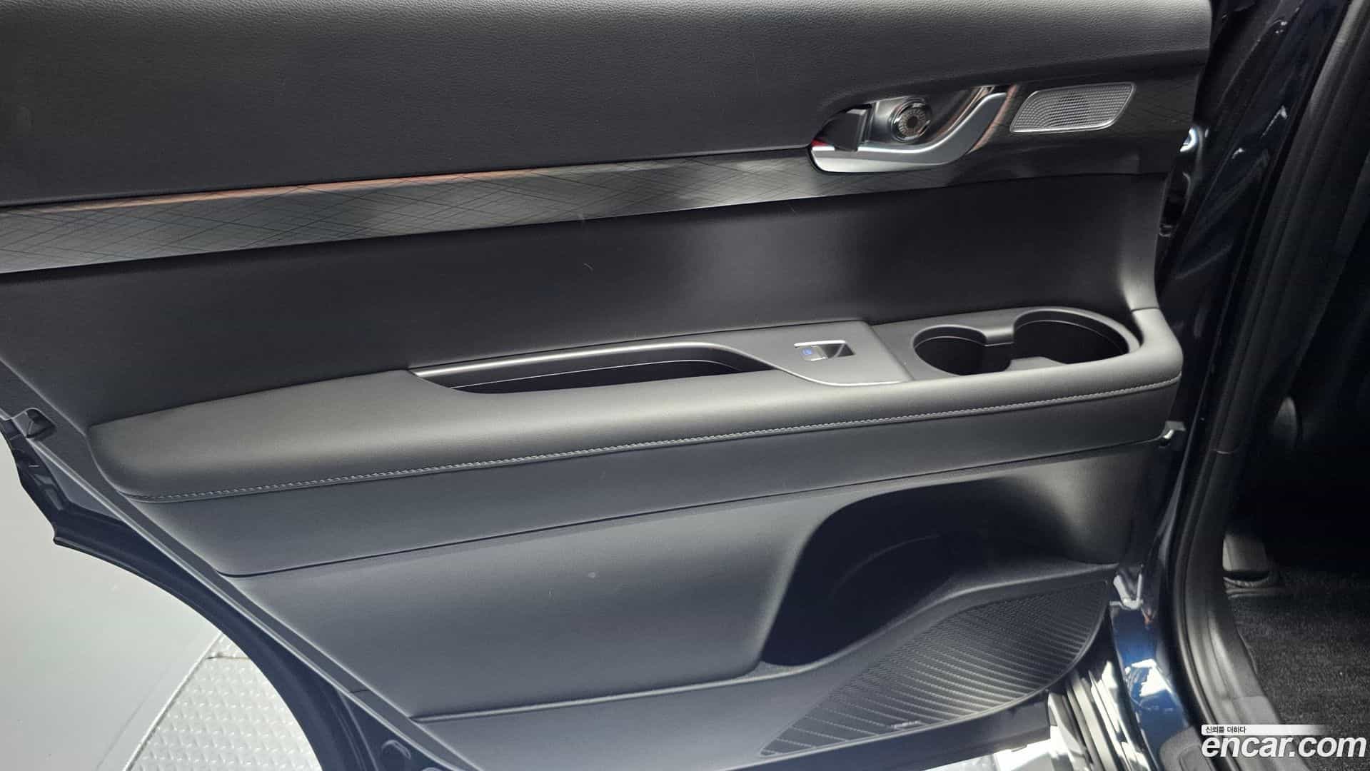 Palisade Hyundai 2022.2-INNER-035