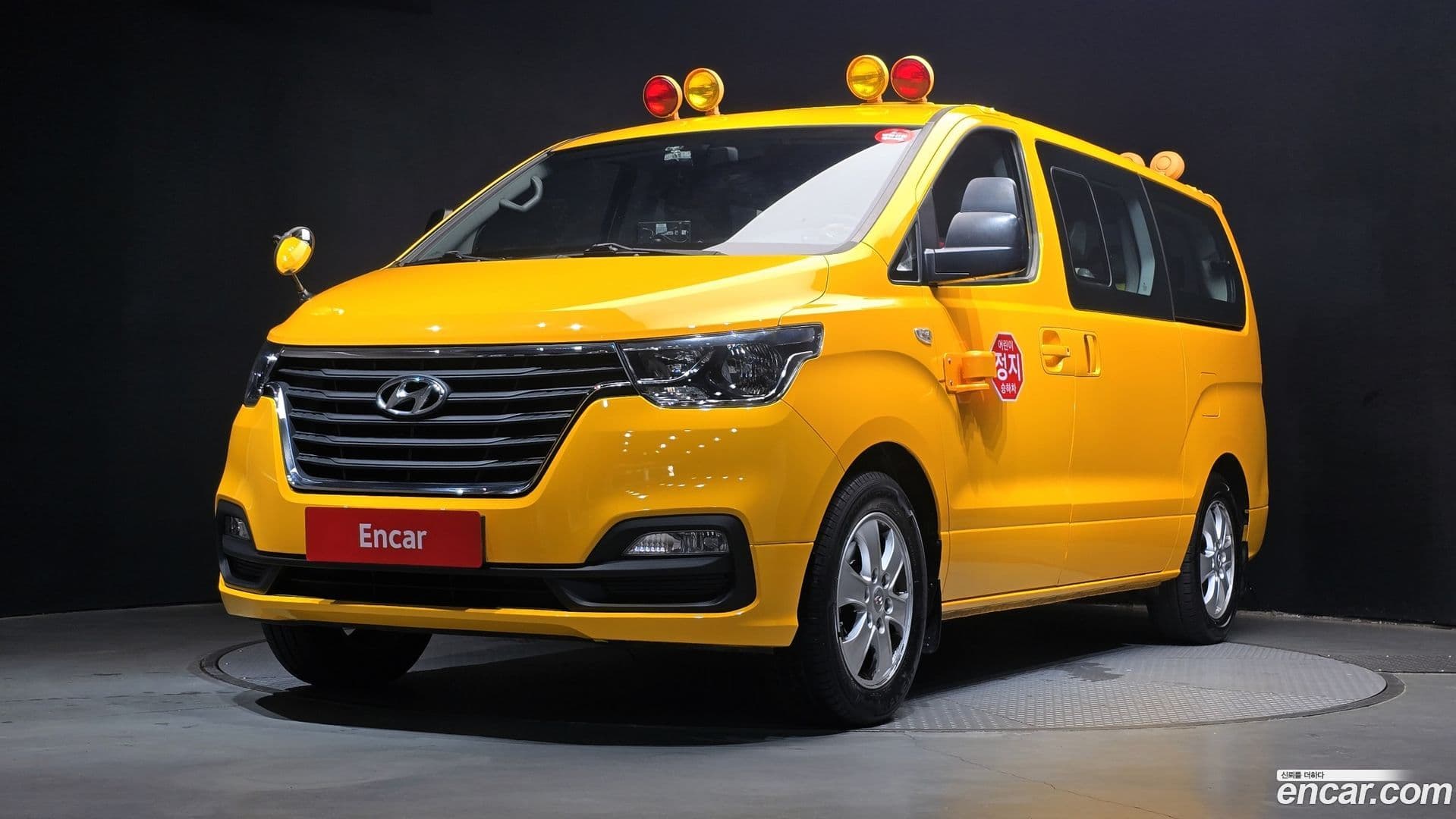 Main__Slider__Photo:Starex Hyundai 2018.8-0