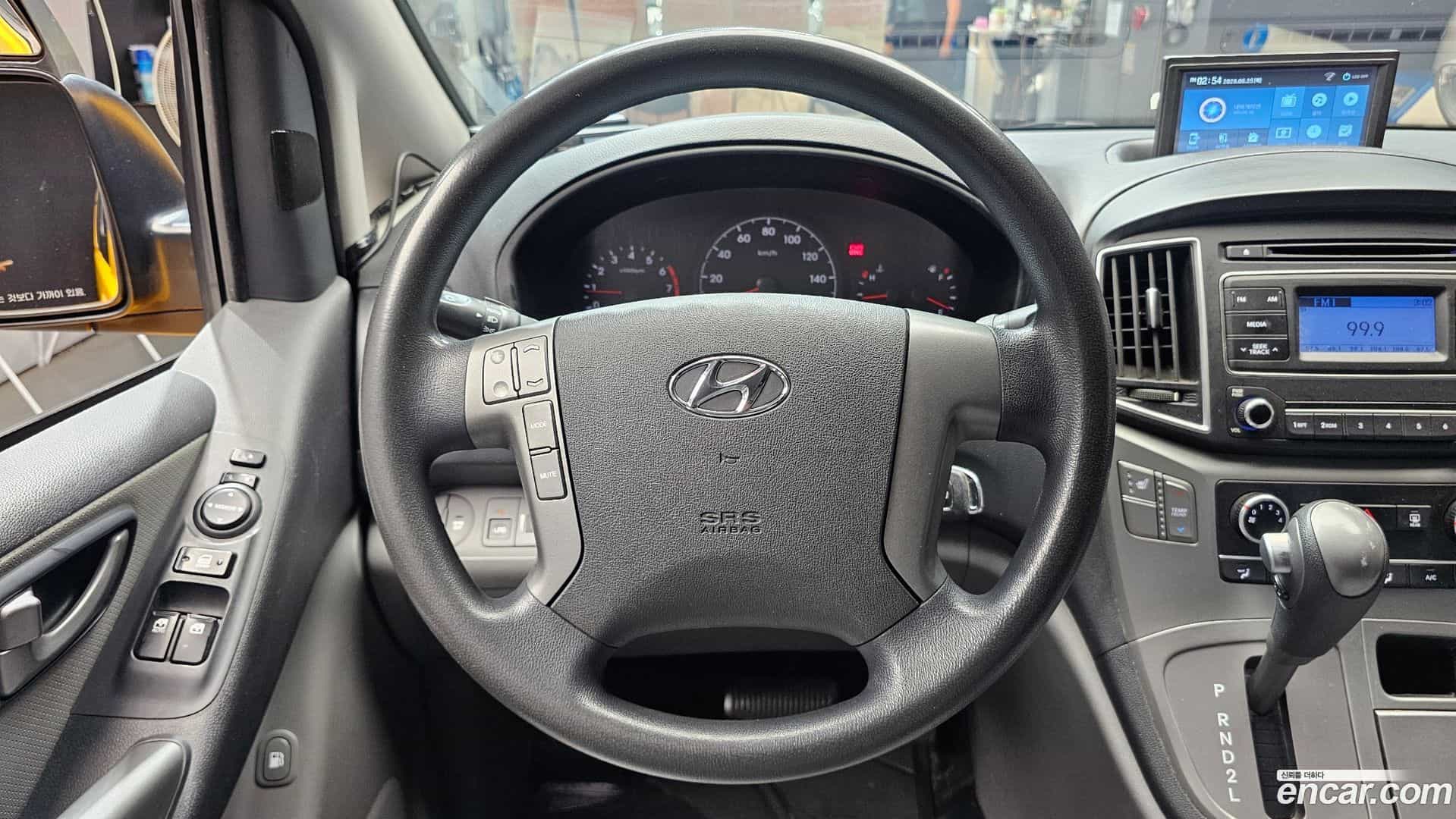 Starex Hyundai 2018.8-OPTION-017
