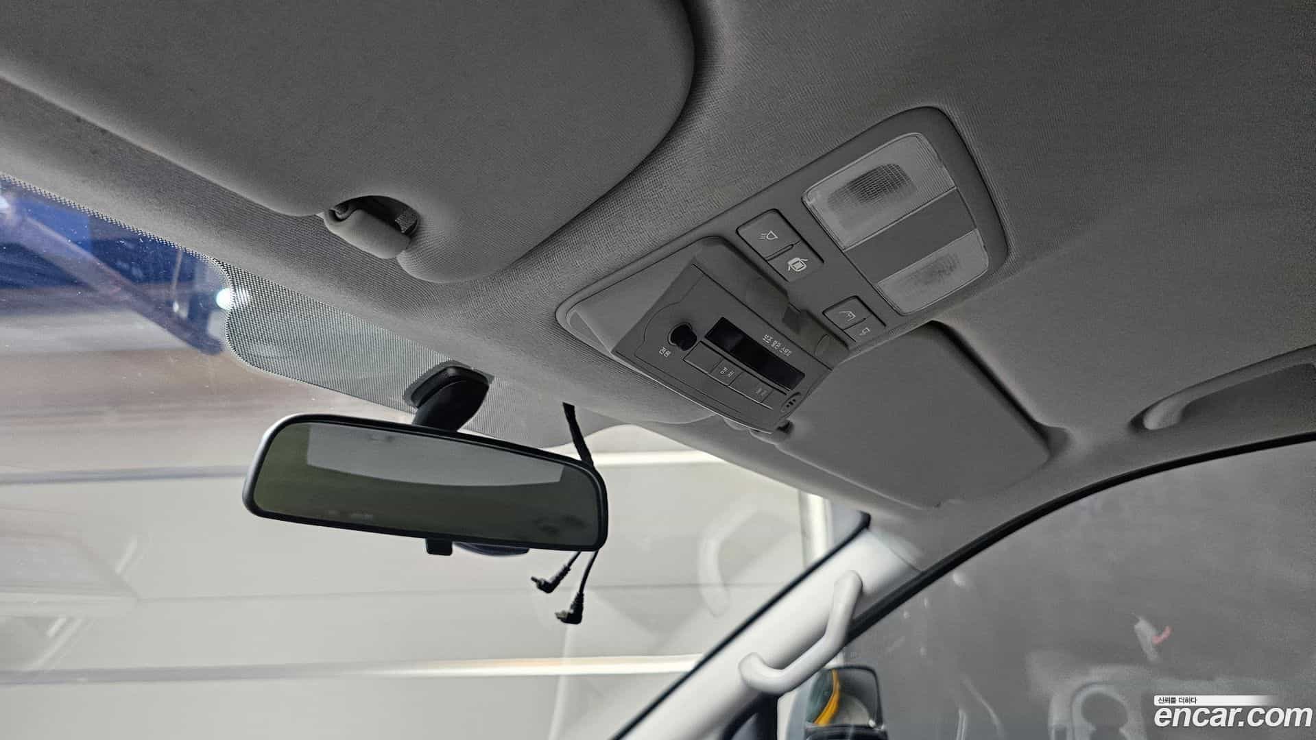 Starex Hyundai 2018.8-OPTION-020