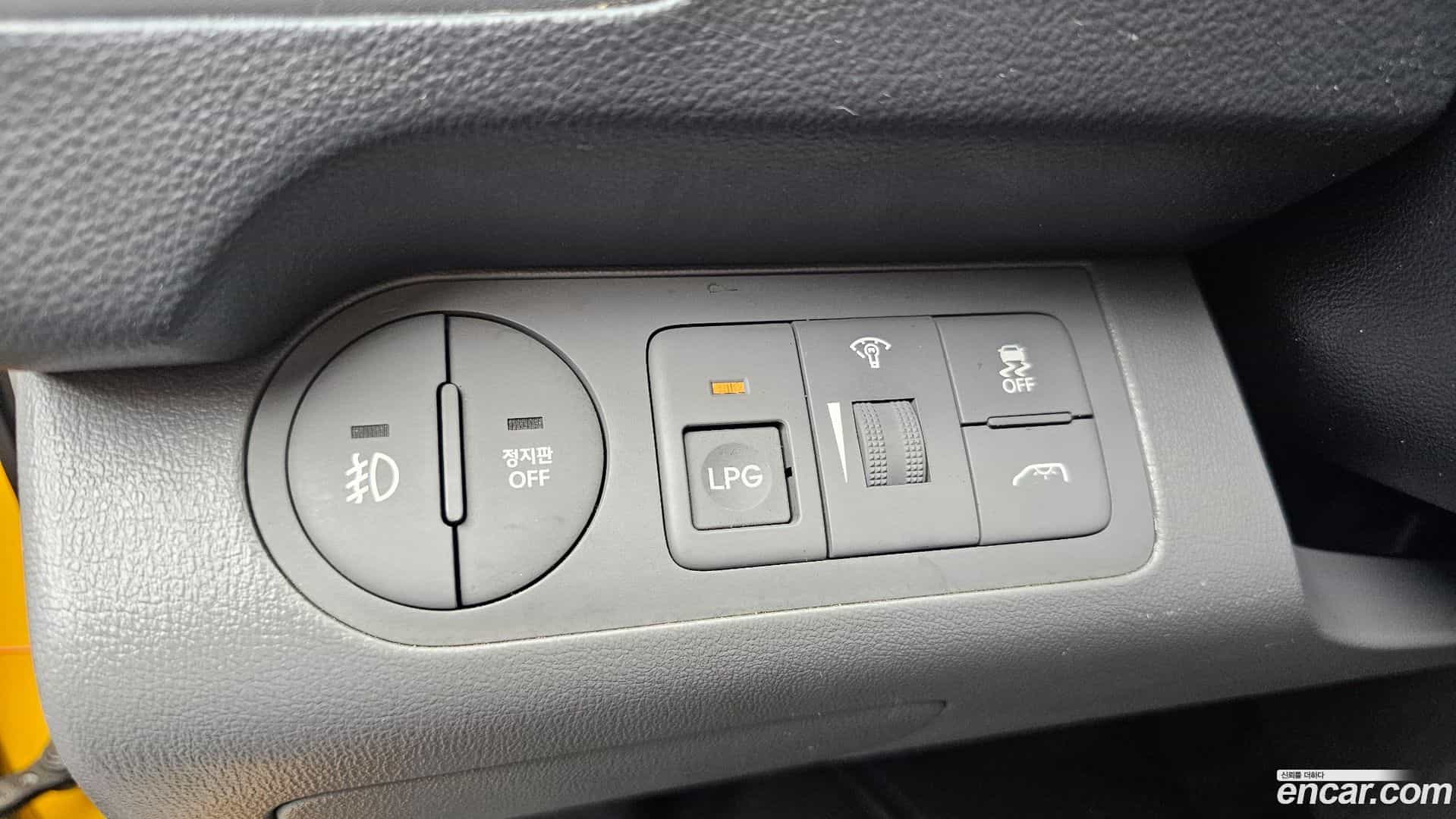 Starex Hyundai 2018.8-OPTION-022