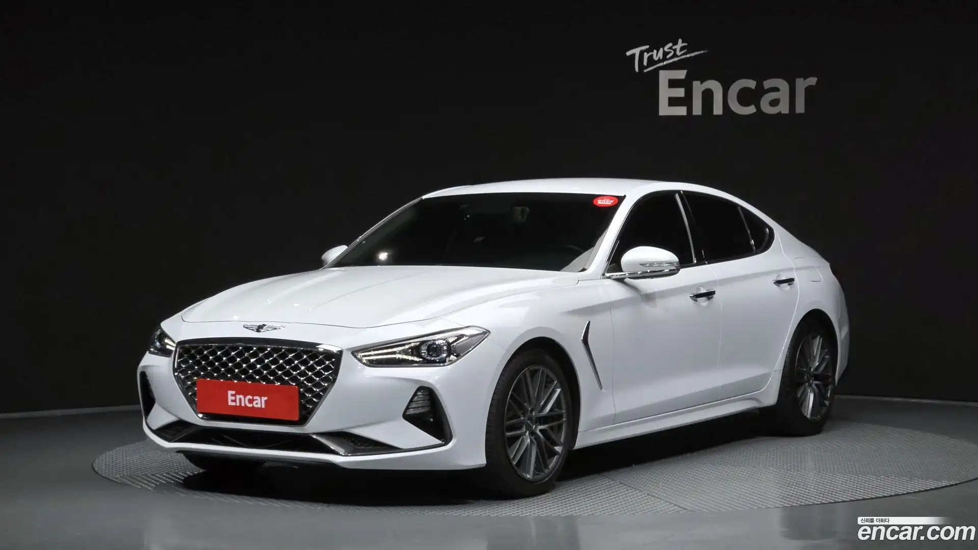 G70 Genesis 2017.10-OUTER-001