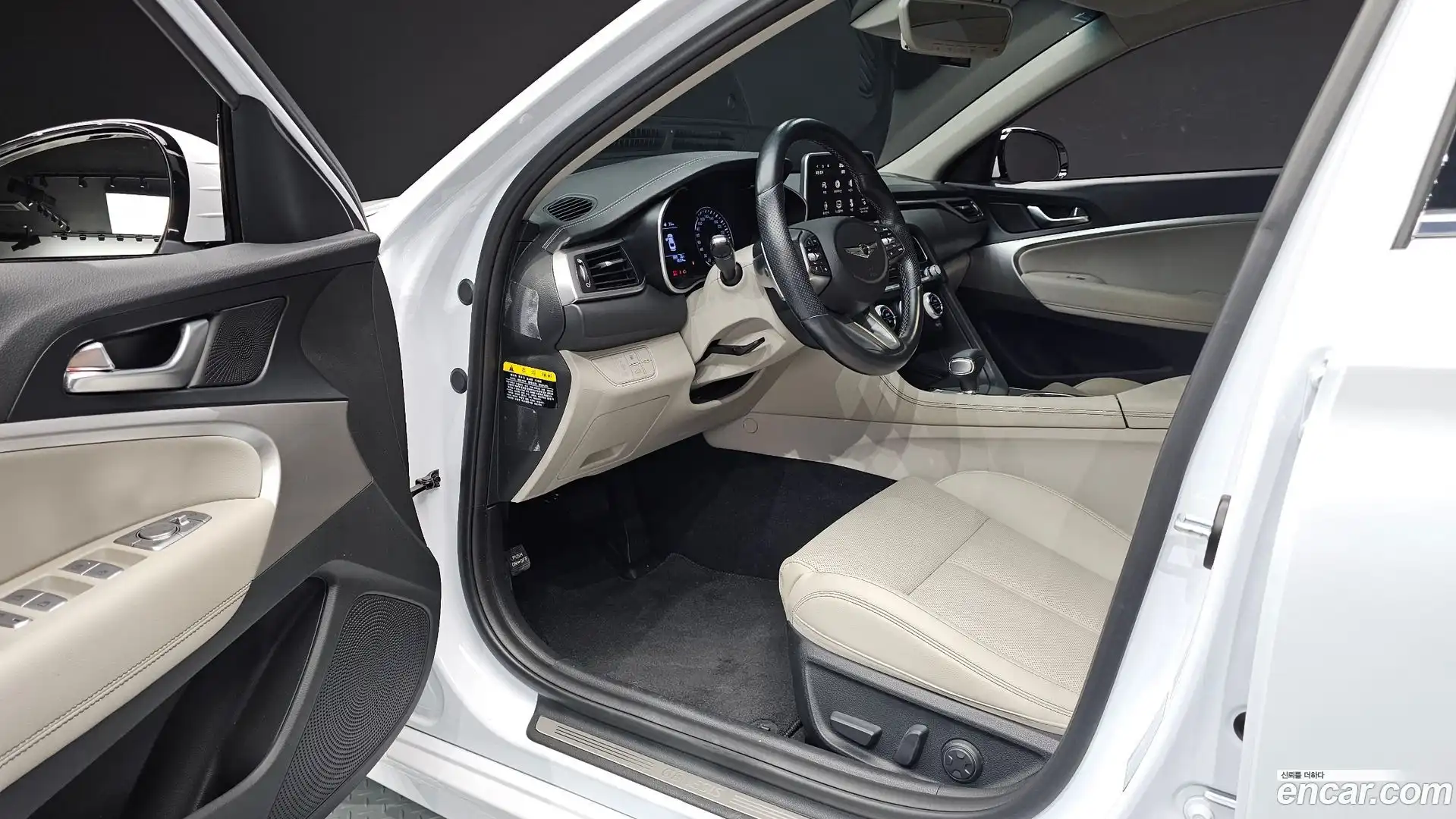 G70 Genesis 2017.10-INNER-010