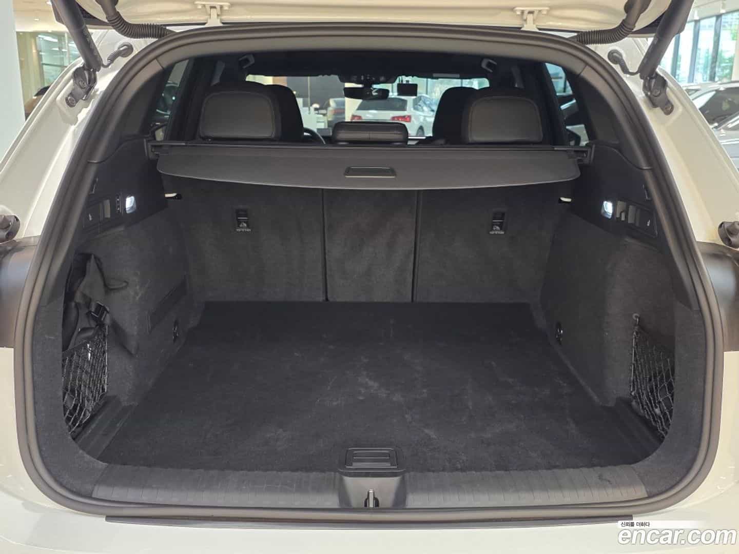 Q6 e-tron Audi 2025.7-OPTION-019