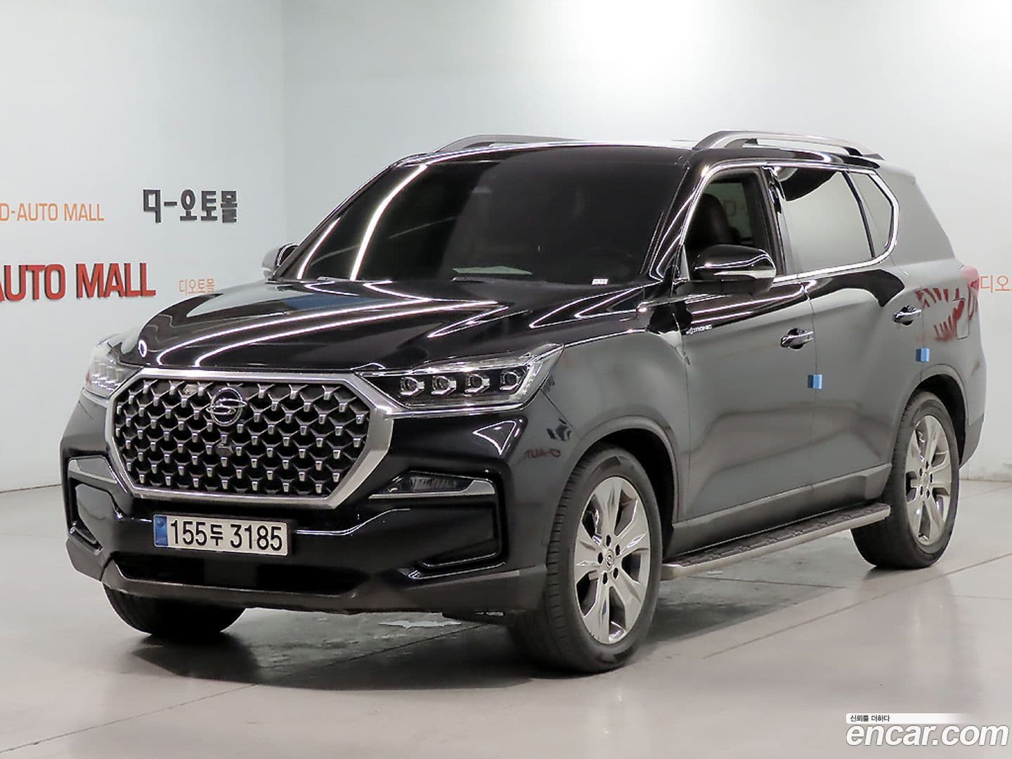 Main__Slider__Photo:Rexton KG Mobility 2021.10-0