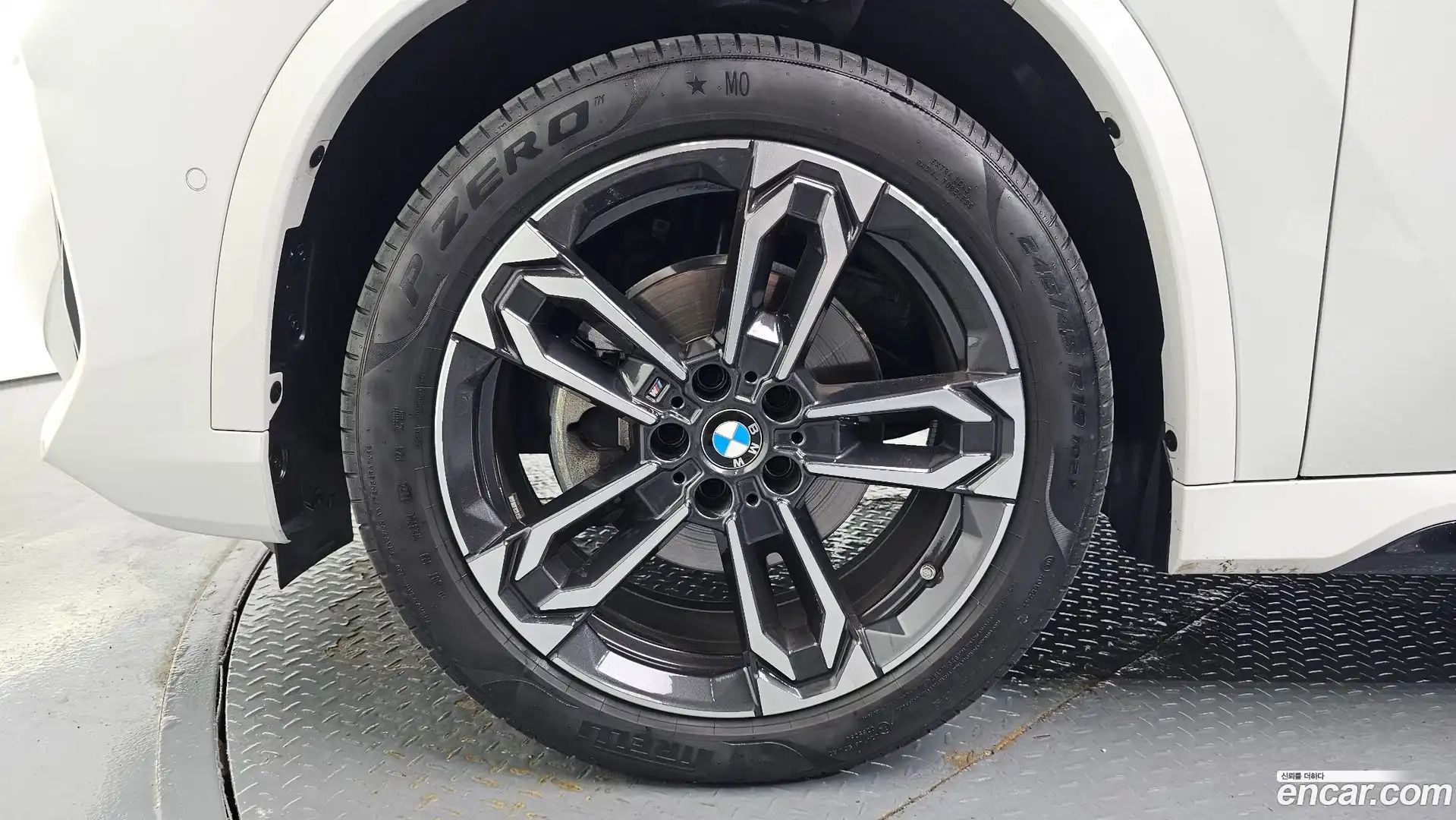 X1 BMW 2024.5-OUTER-005