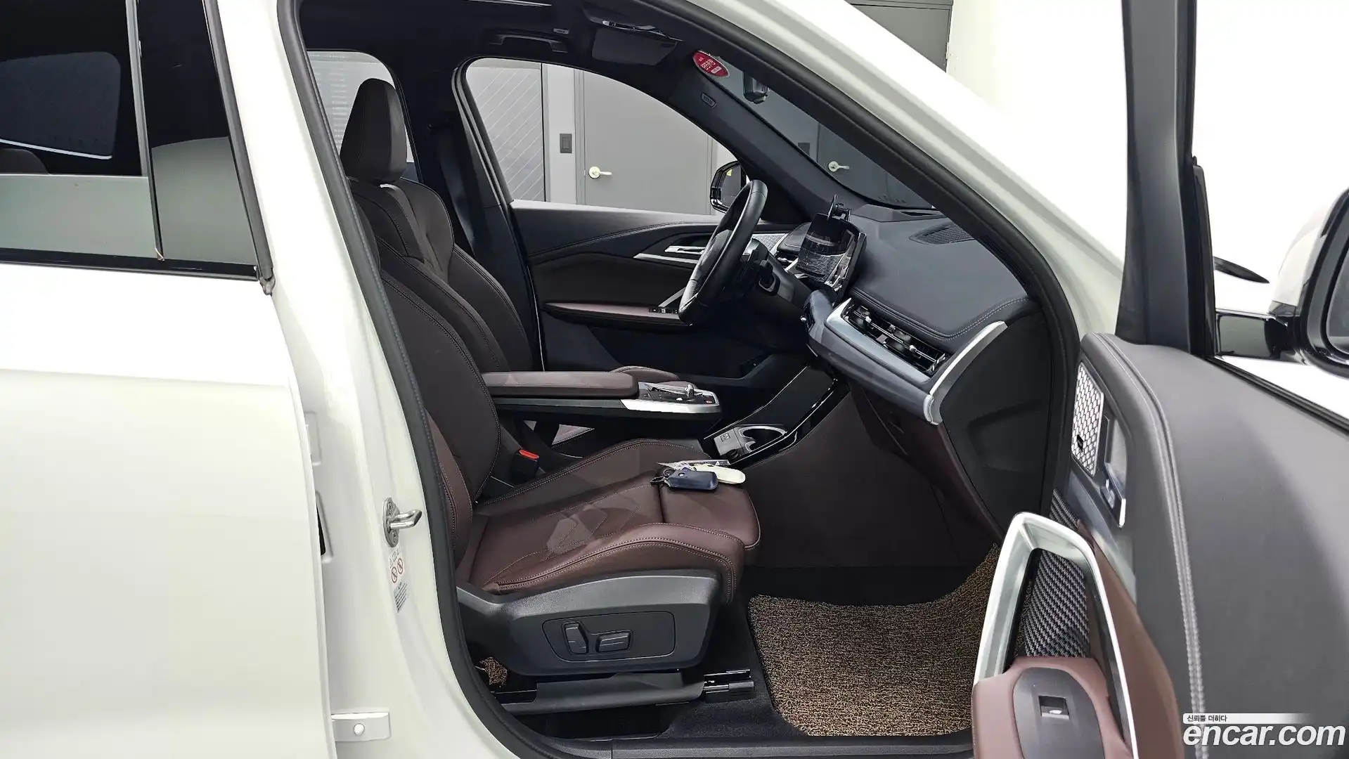 X1 BMW 2024.5-INNER-036