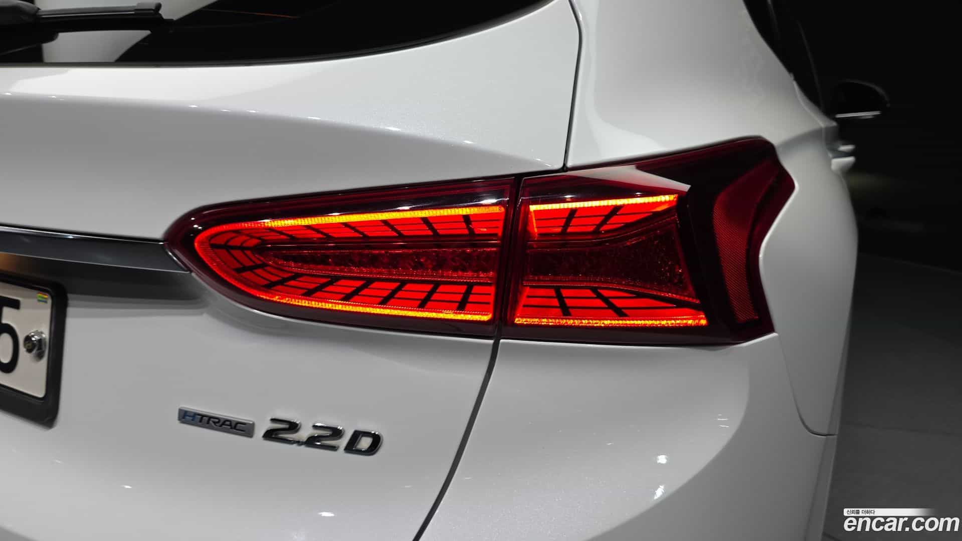 Santafe Hyundai 2018.8-OUTER-033