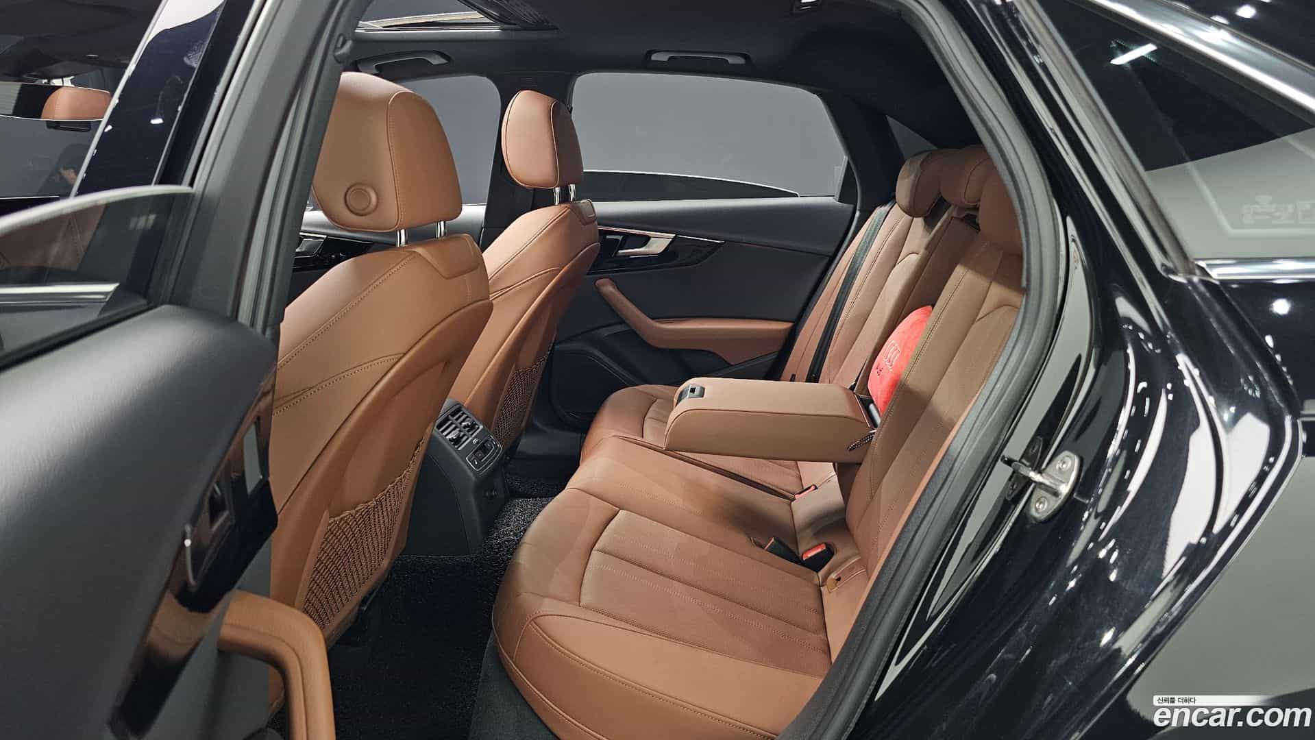 A4 Audi 2021.9-OPTION-015