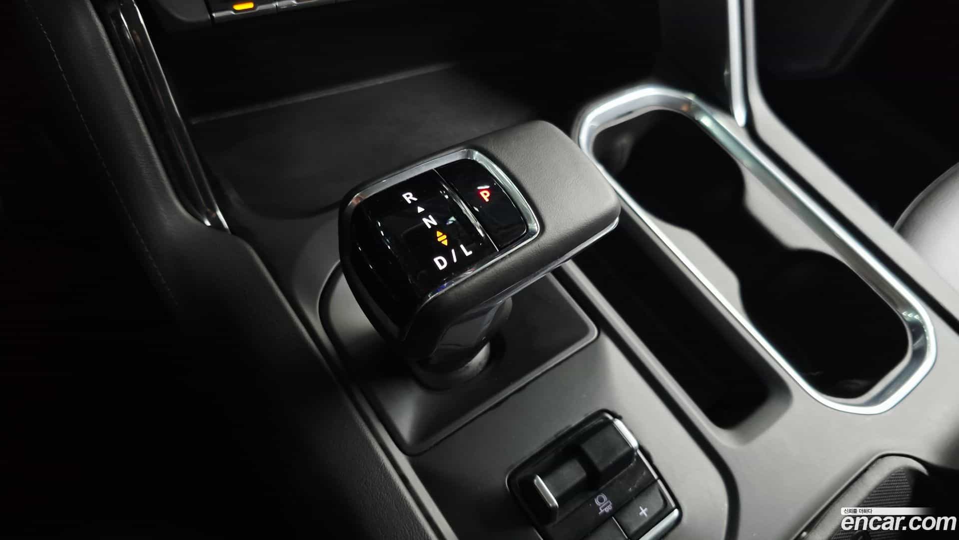 Sierra GMC 2023.4-INNER-009